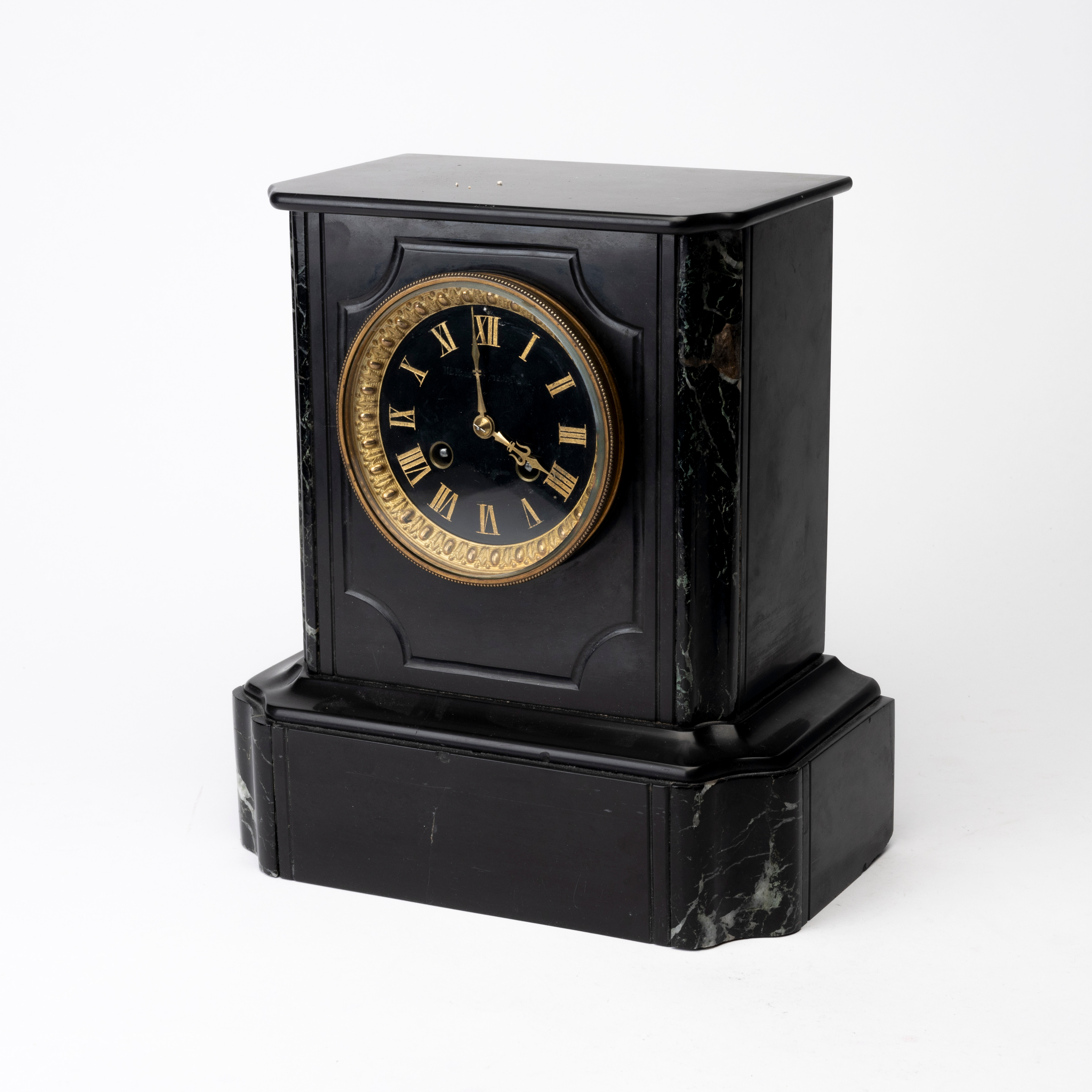 BORDSUR, svart marmor, 1800-talets andra hälft.