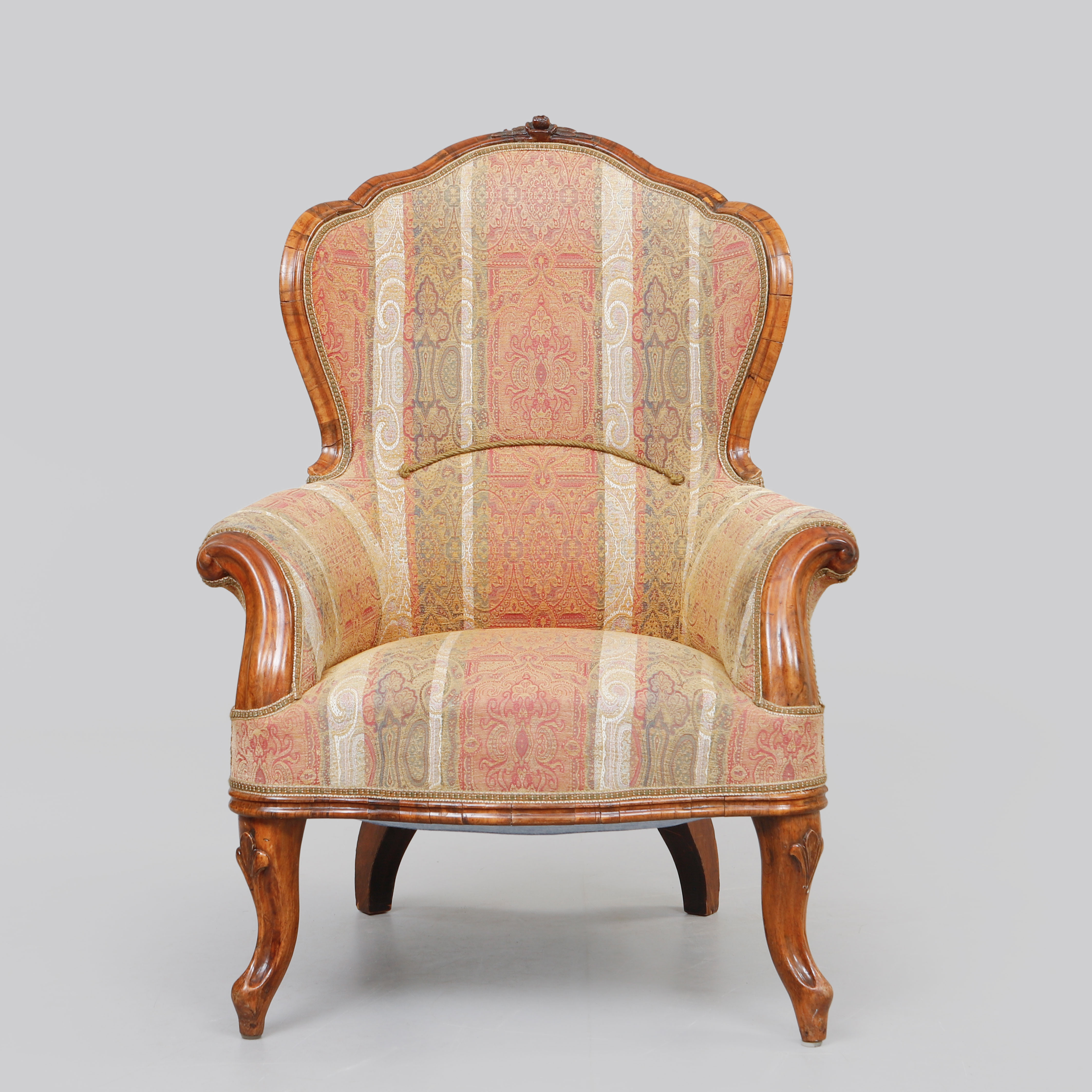 FÅTÖLJ, nyrokoko, 1800-talets andra hälft.