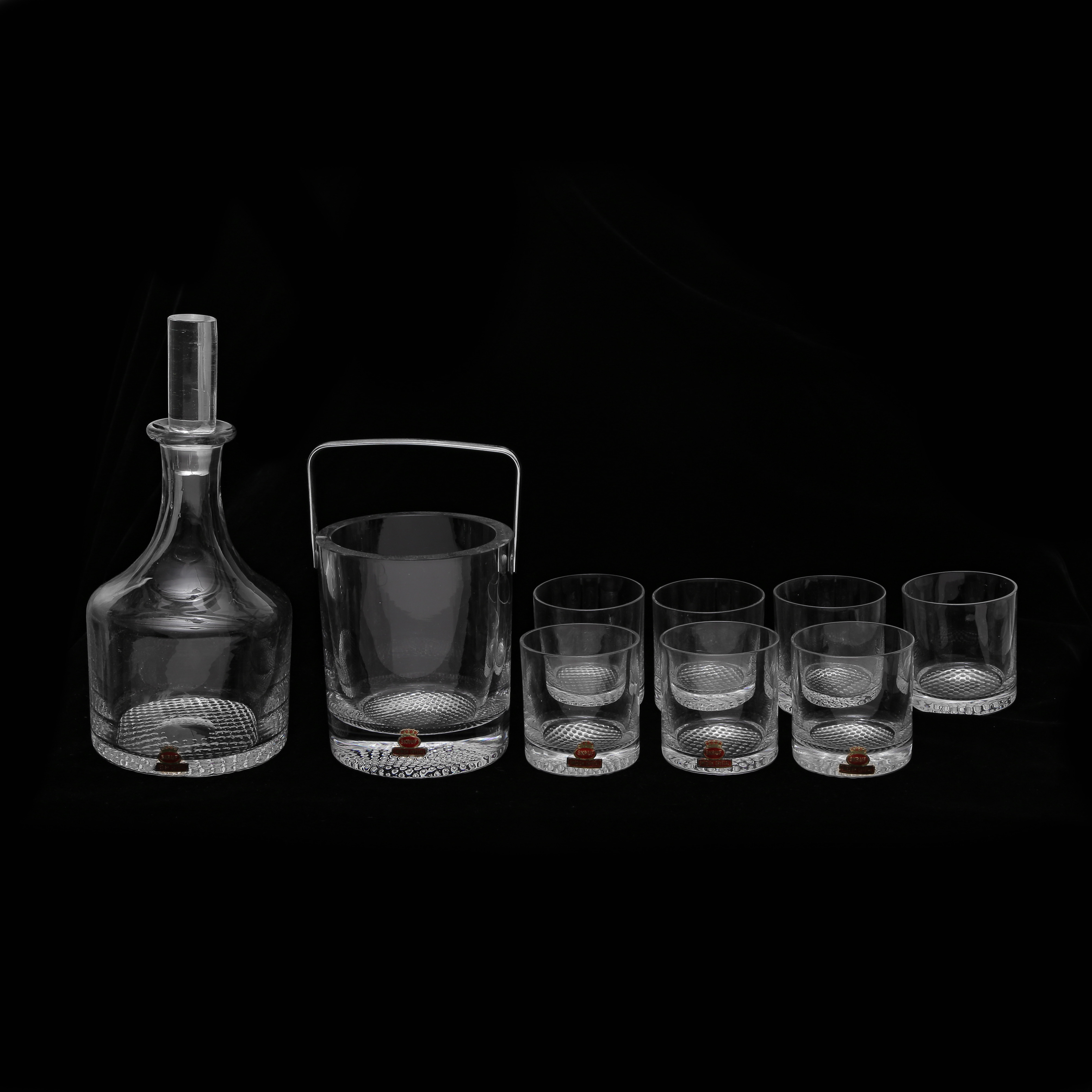 WHISKYKARAFF, ISHINK SAMT 7 WHISKYGLAS, KRISTALL, SKRUFS GLASBRUK.