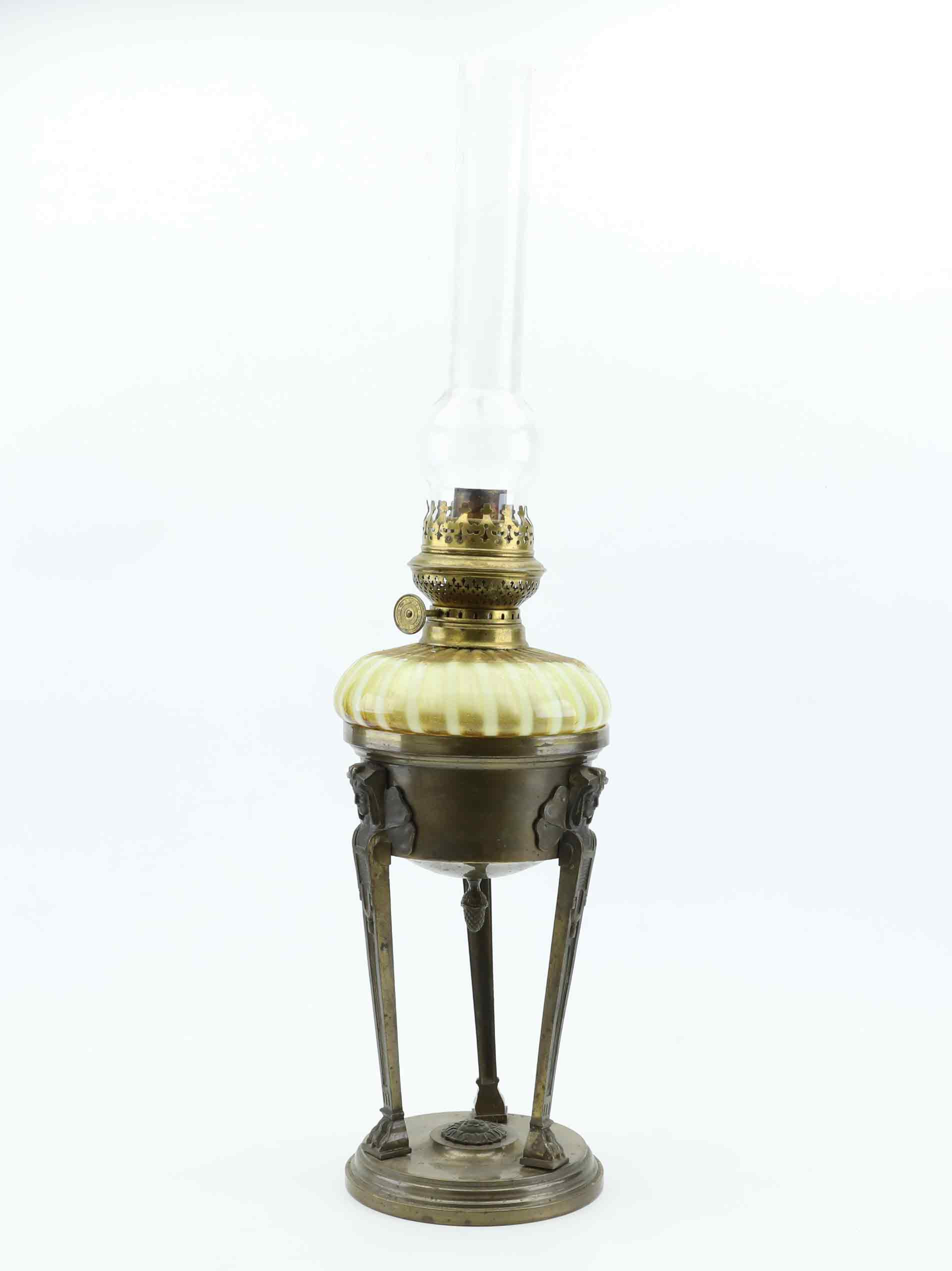 FOTOGENLAMPA, Jugend, tidigt 1900.