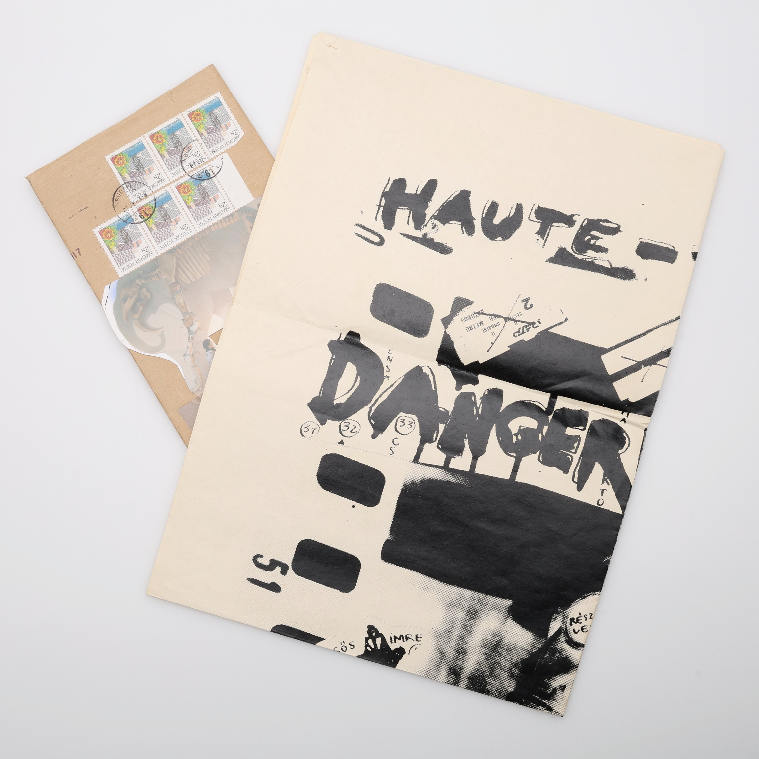 RÓBERT ŠWIERKIEWICZ (1942-2019). AFFISCH "HAUTE TENSION" I KUVERT ADRESSERAT TILL THE SWEDISH ARCHIVE OF ARTISTS' BOOKS, MALMÖ.