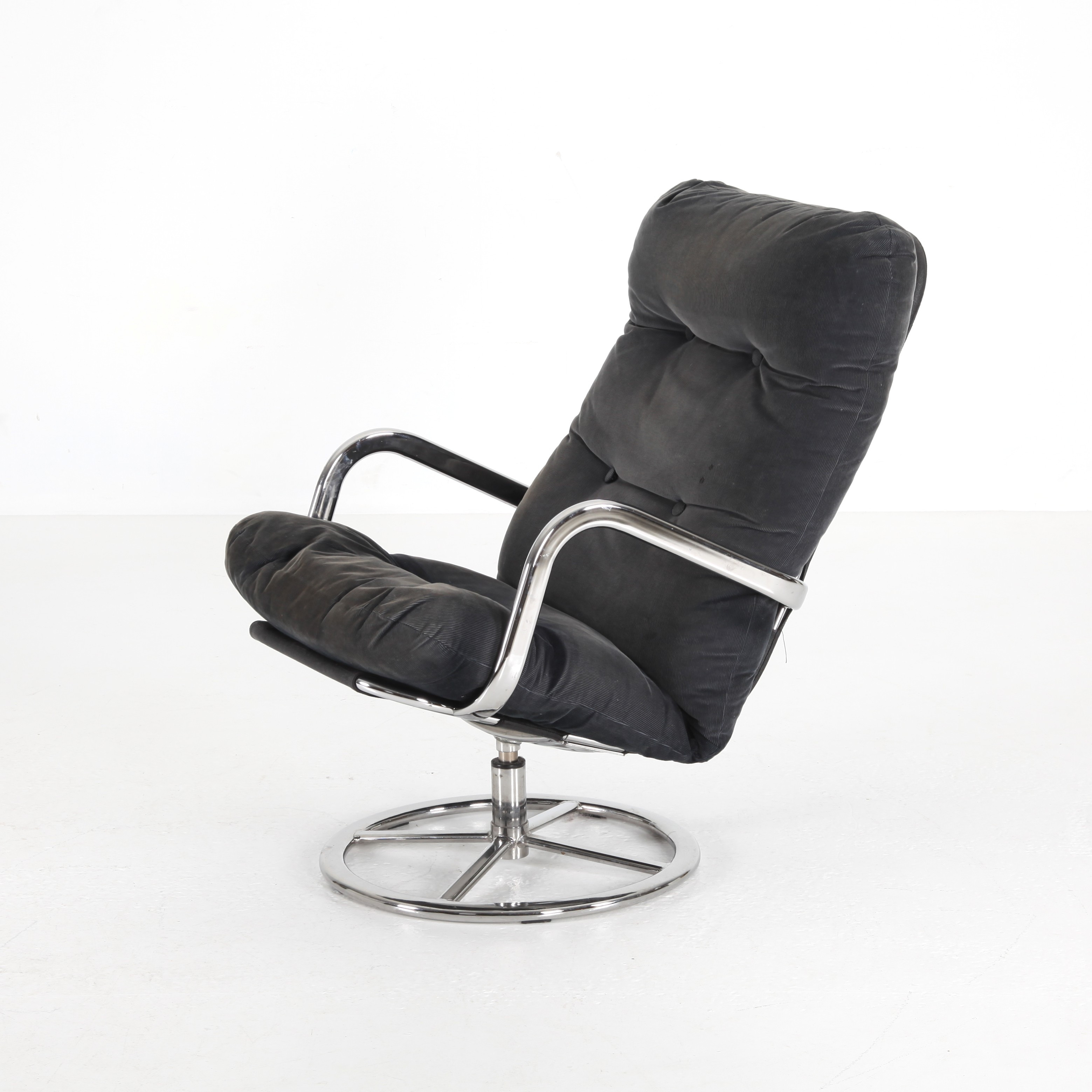 ULF QUENSEL. Snurrfåtölj "Smedsta", IKEA, 1970-tal.