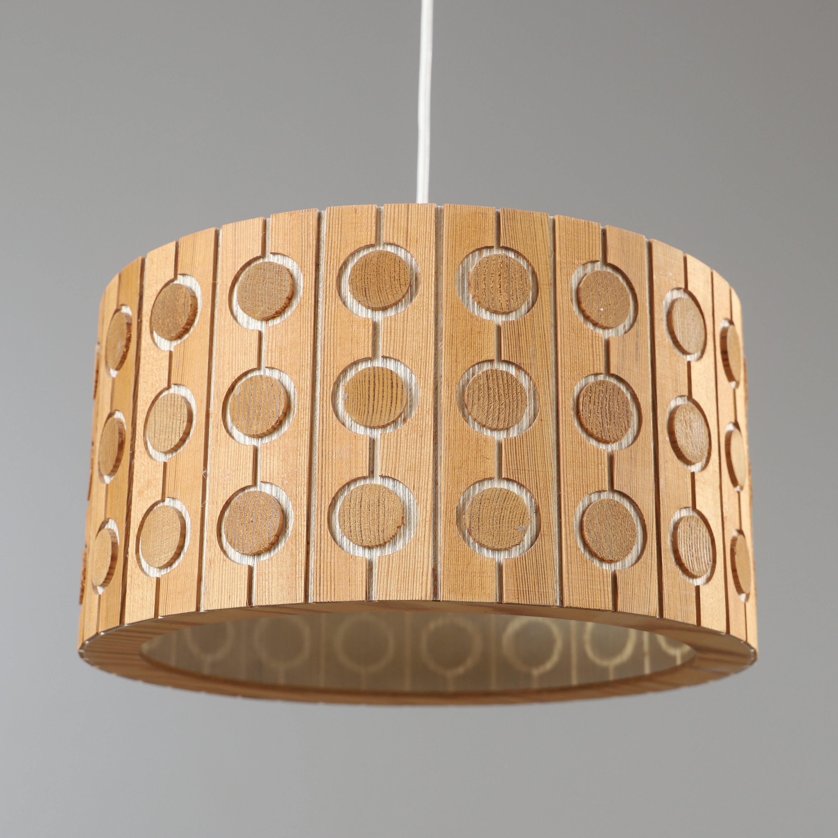 TAKLAMPA, furu, 1900-talets andra hälft.