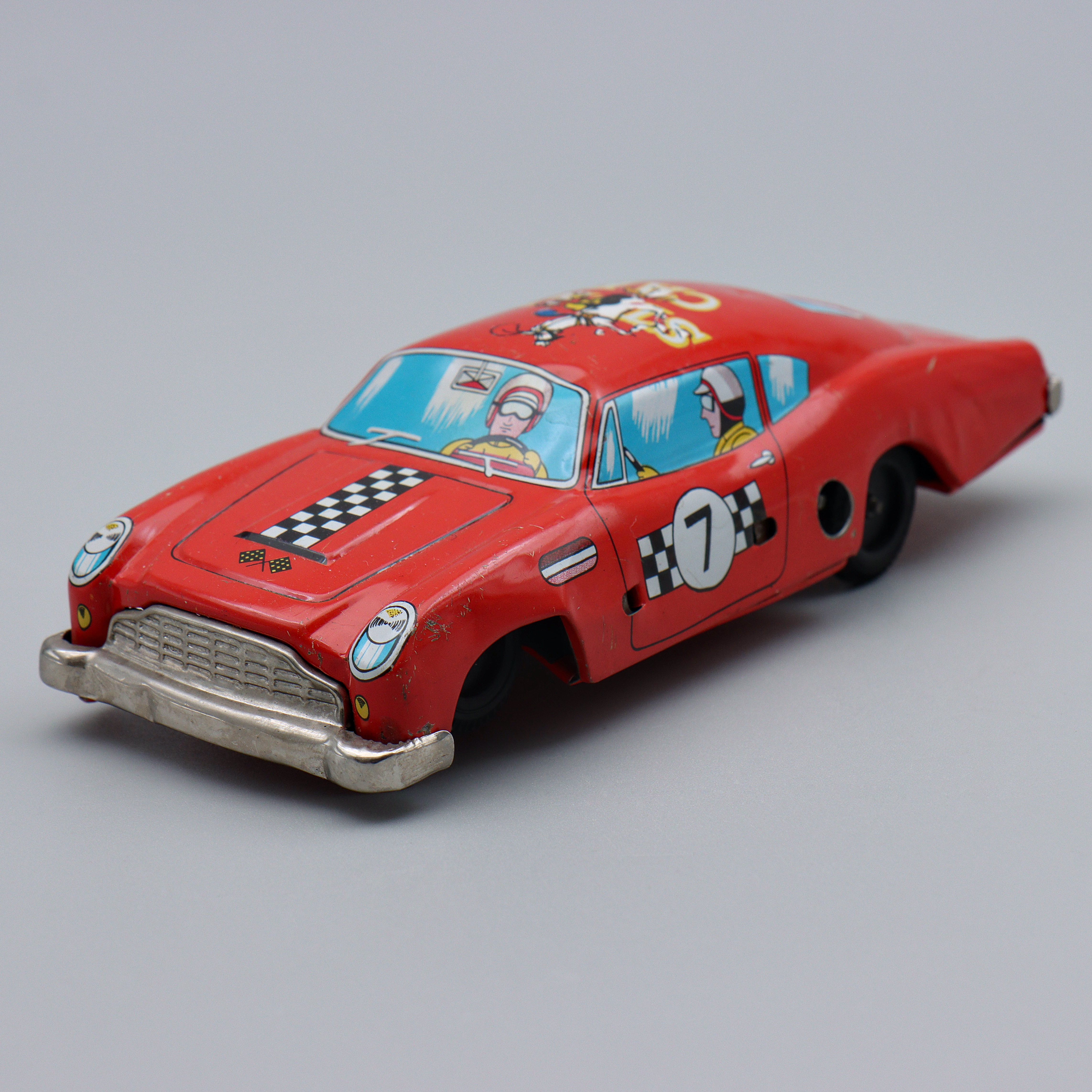 LEKSAKSBIL I PLÅT, ASTON MARTIN STUNT CAR, DAIYA JAPAN, 1960-TAL.