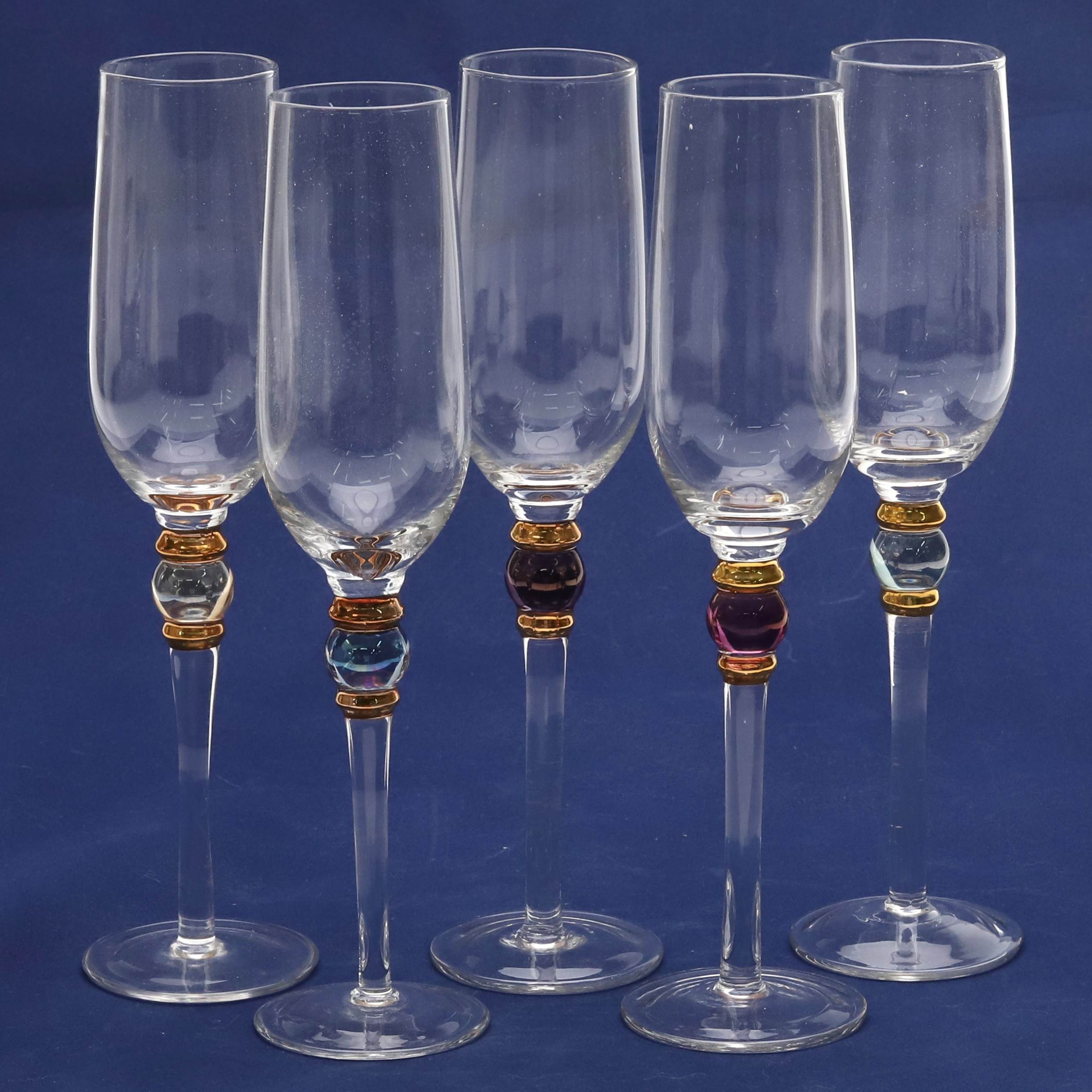 CHAMPAGNEGLAS med kuldekor i olika kulörer, 5 st.