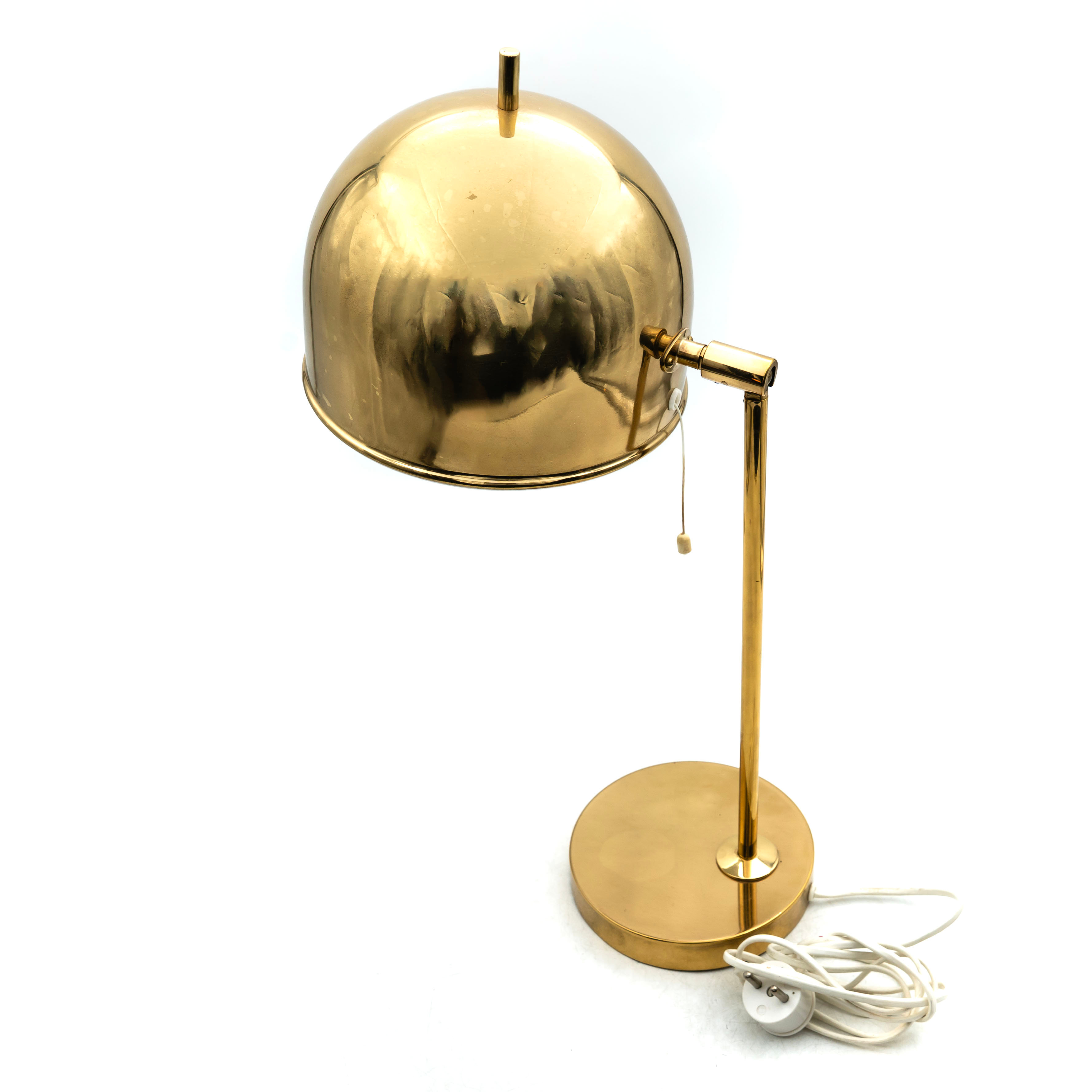 EJE AHLGREN. BORDSLAMPA, MÄSSING, B-075, BERGBOMS.