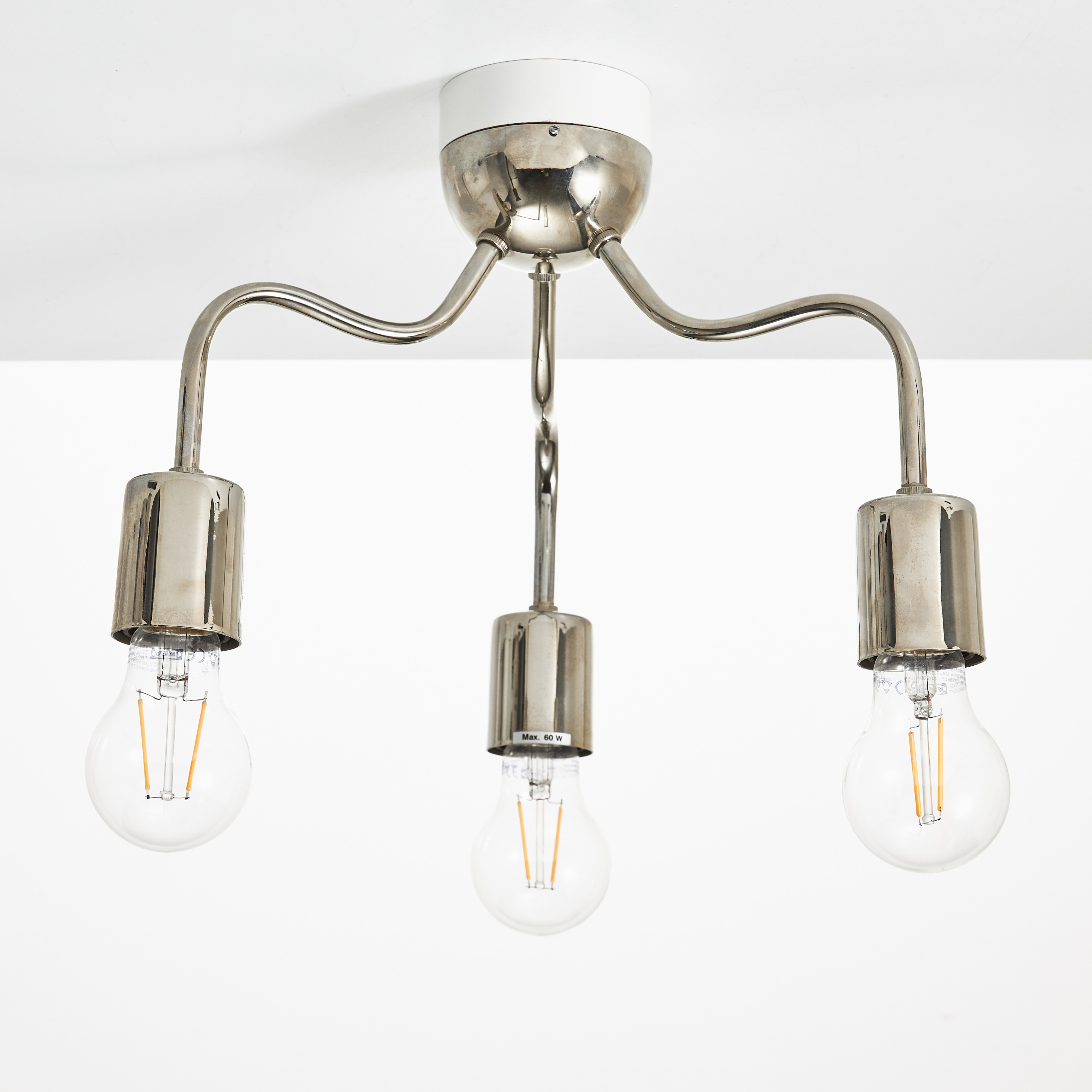 JOSEF FRANK. "Spindellampa", förnicklad mässing, modell 2353, Firma Svenskt Tenn. 3 ljuspunkter.