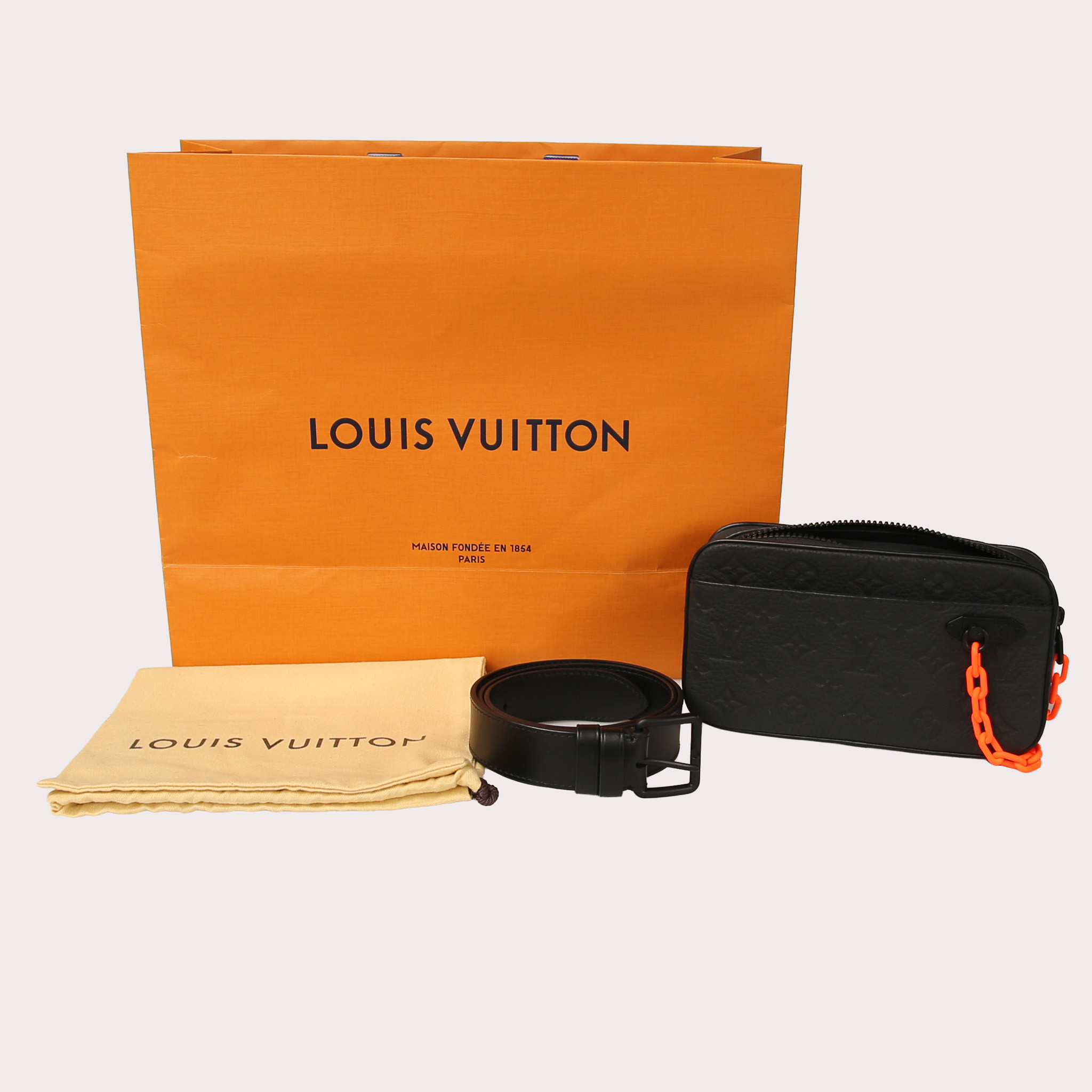 LOUIS VUITTON Pochette "Volga",Belt Bag, Virgil Abloh Collection, med påse och dustbag, nyskick.
