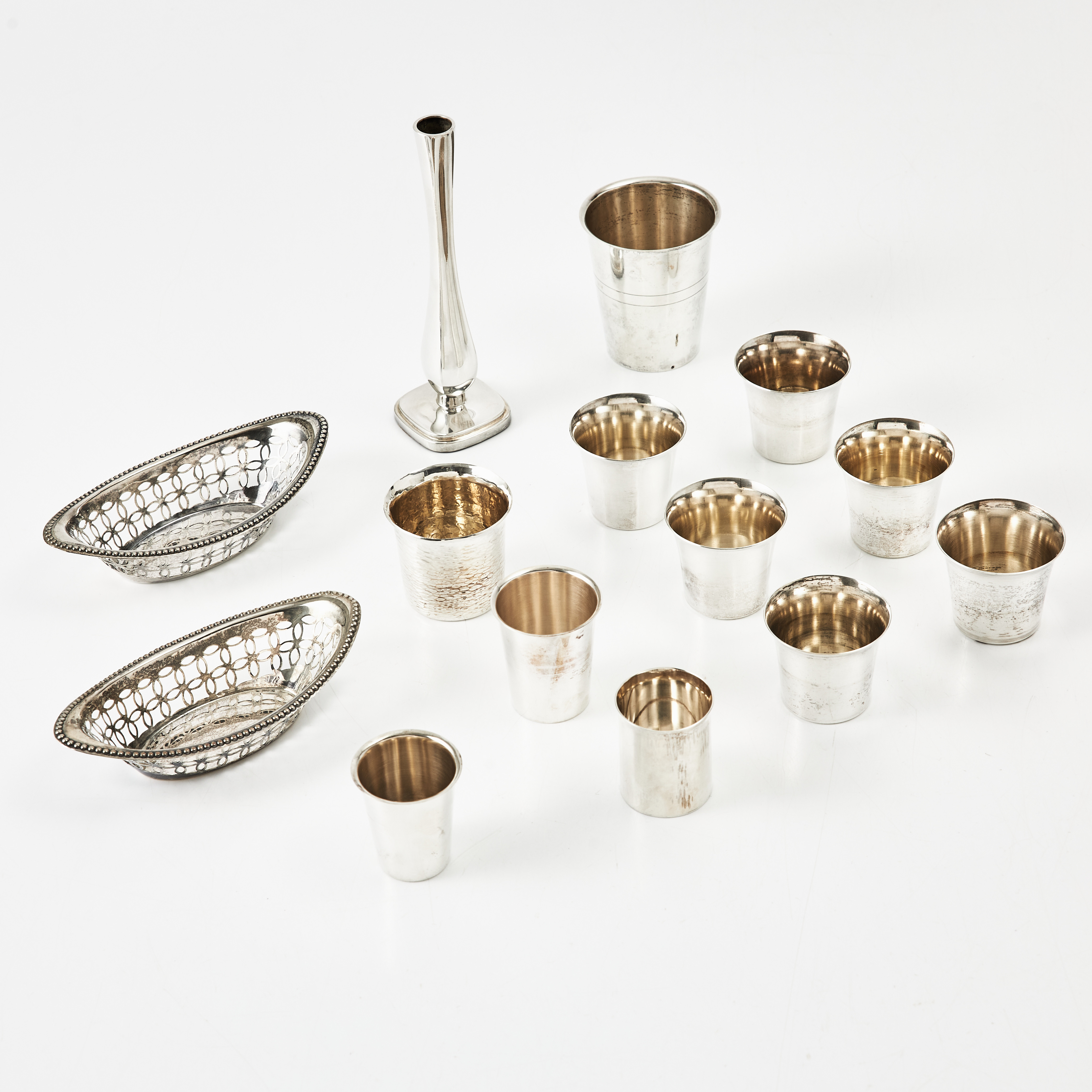 SUPKOPPAR, MINDRE SKÅLAR, VAS, 14 dlr., silver, 1900-tal, varierande mästare.