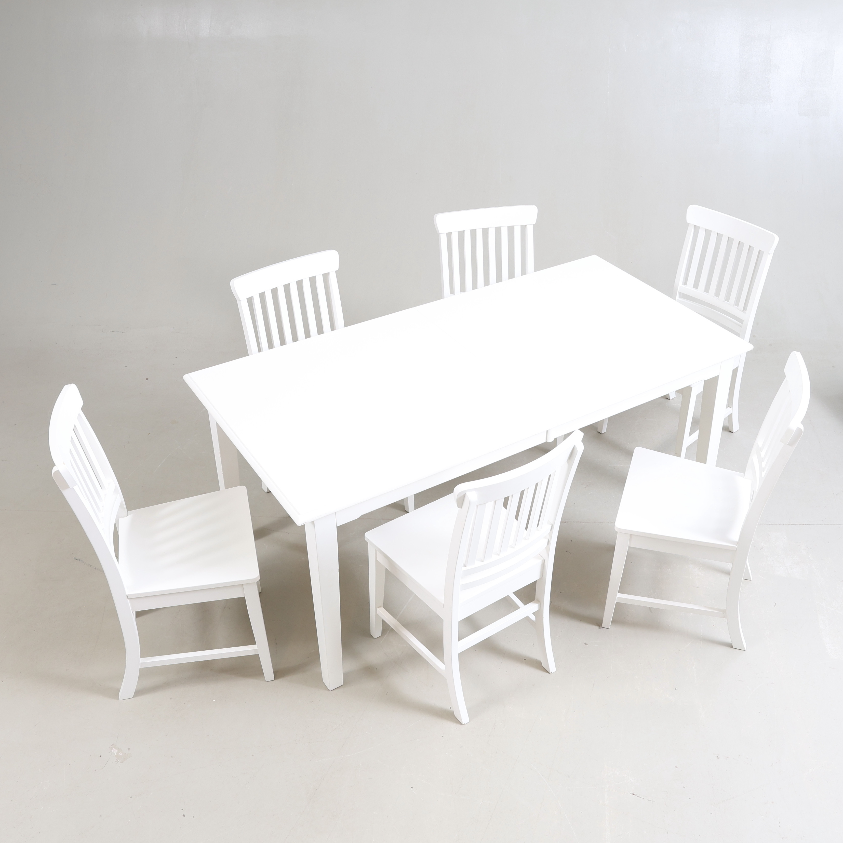 MATGRUPP, 7 delar, lackerat trä, samtida.