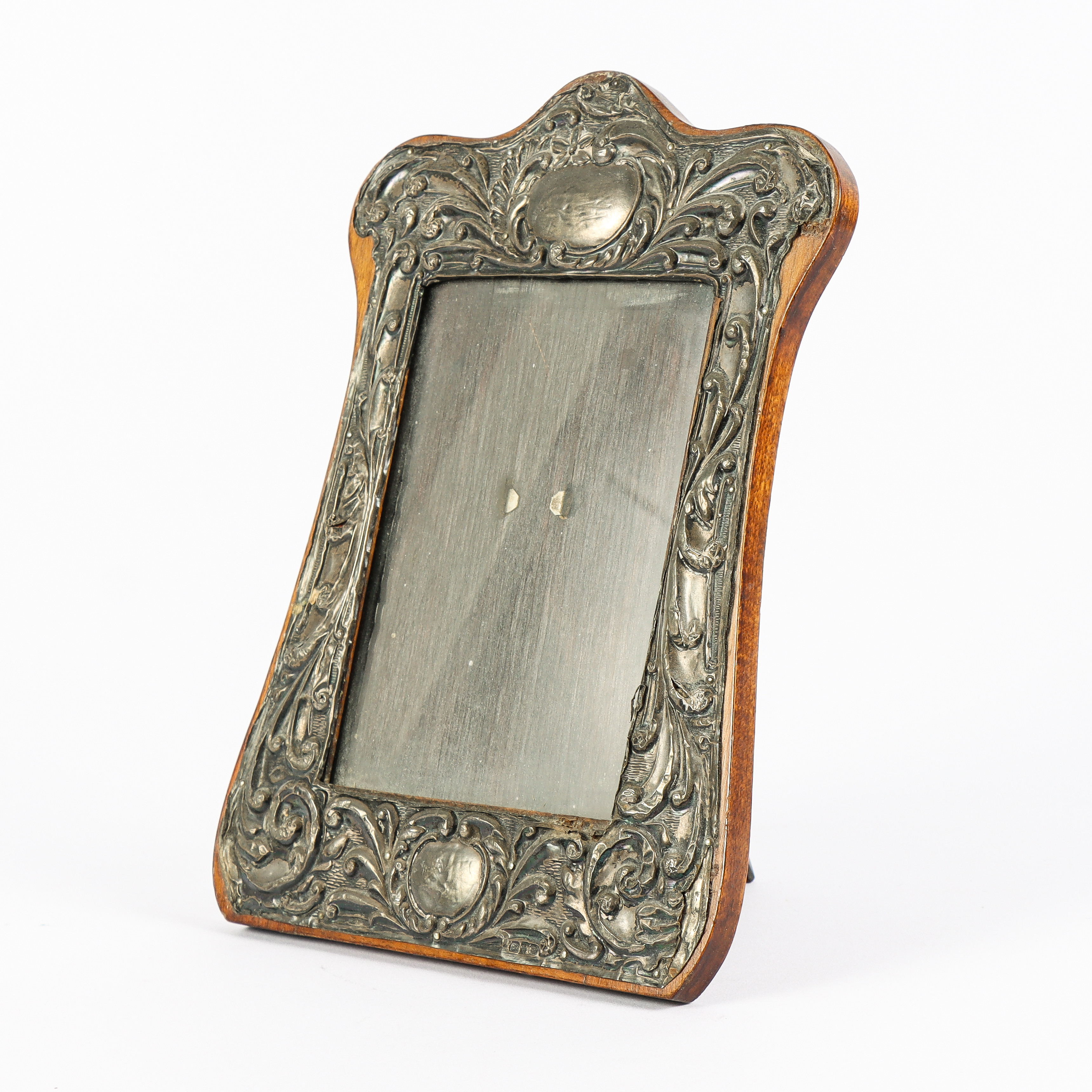 FOTOGRAFIRAM trä, med plåt i silver.