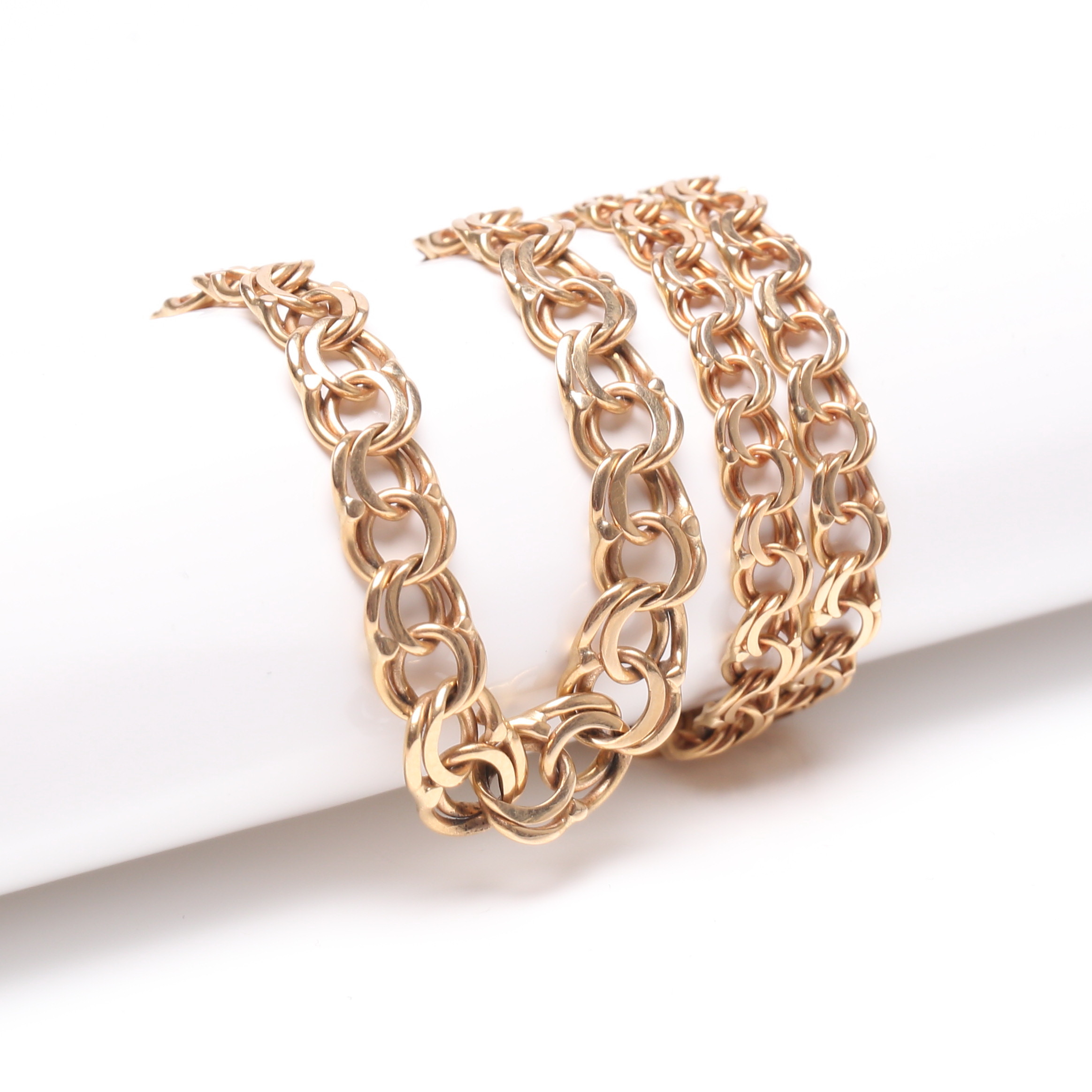 HALSKEDJA, ''bismarck'', 18k guld, vikt ca 17 g.