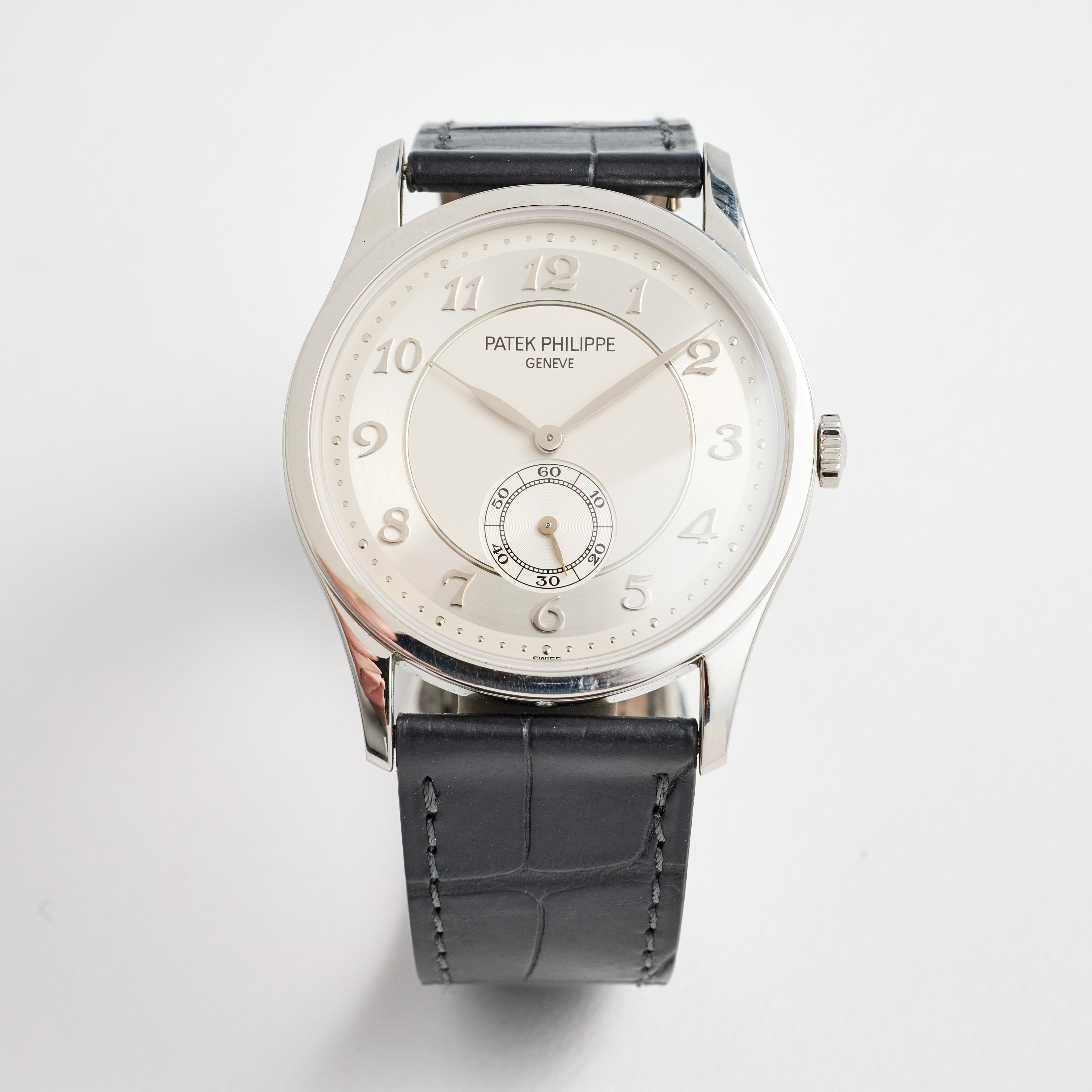 PATEK PHILIPPE, Calatrava, armbandsur, 37 mm, platina, certifikat, januari 2013.
