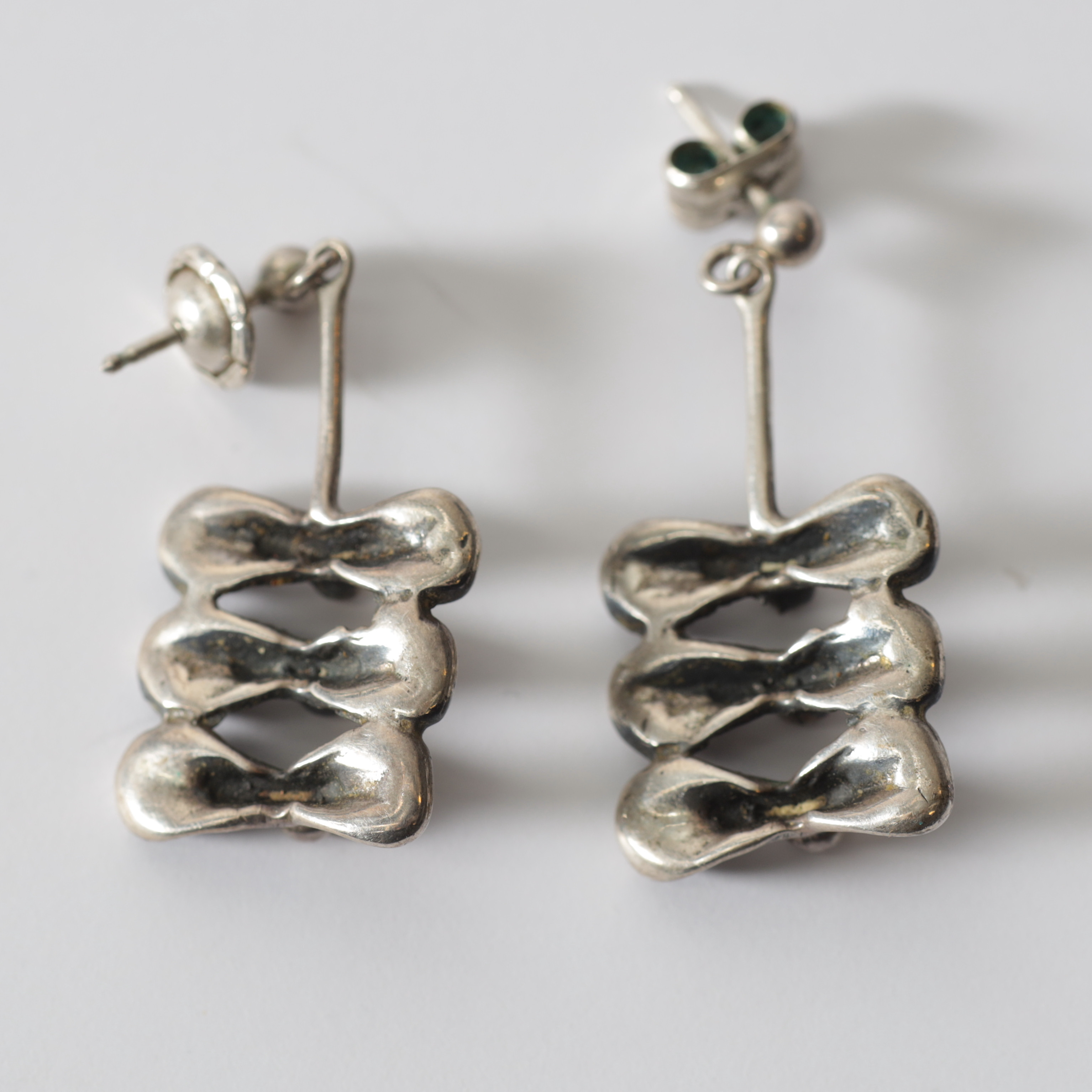 ÖRHÄNGEN, 1 par, tenn, 1950/60-tal.