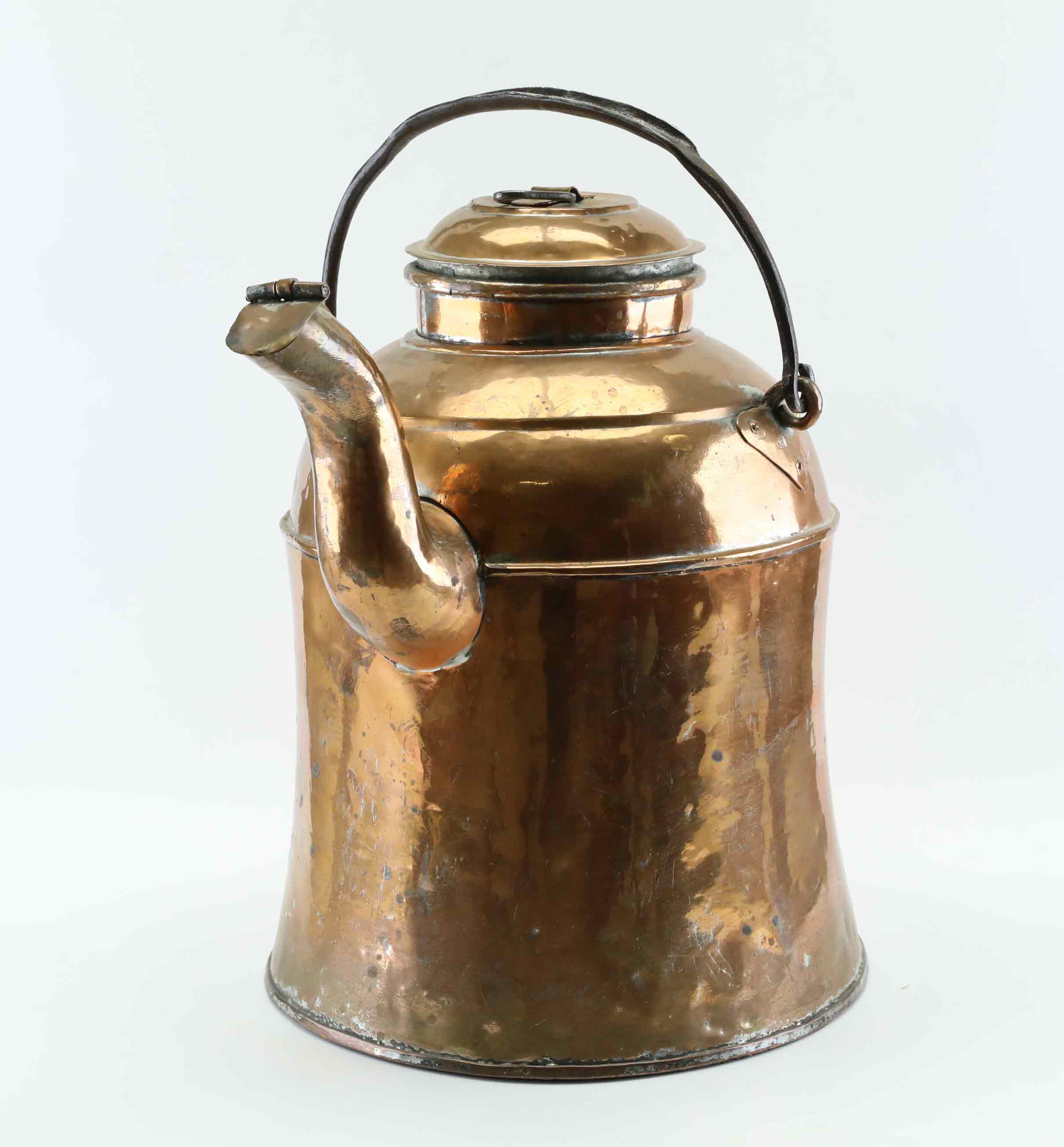 FLASKA, driven och rödhamrad koppar, Jonas Wixner, Hudiksvall, 1836-1858 (1875/77).