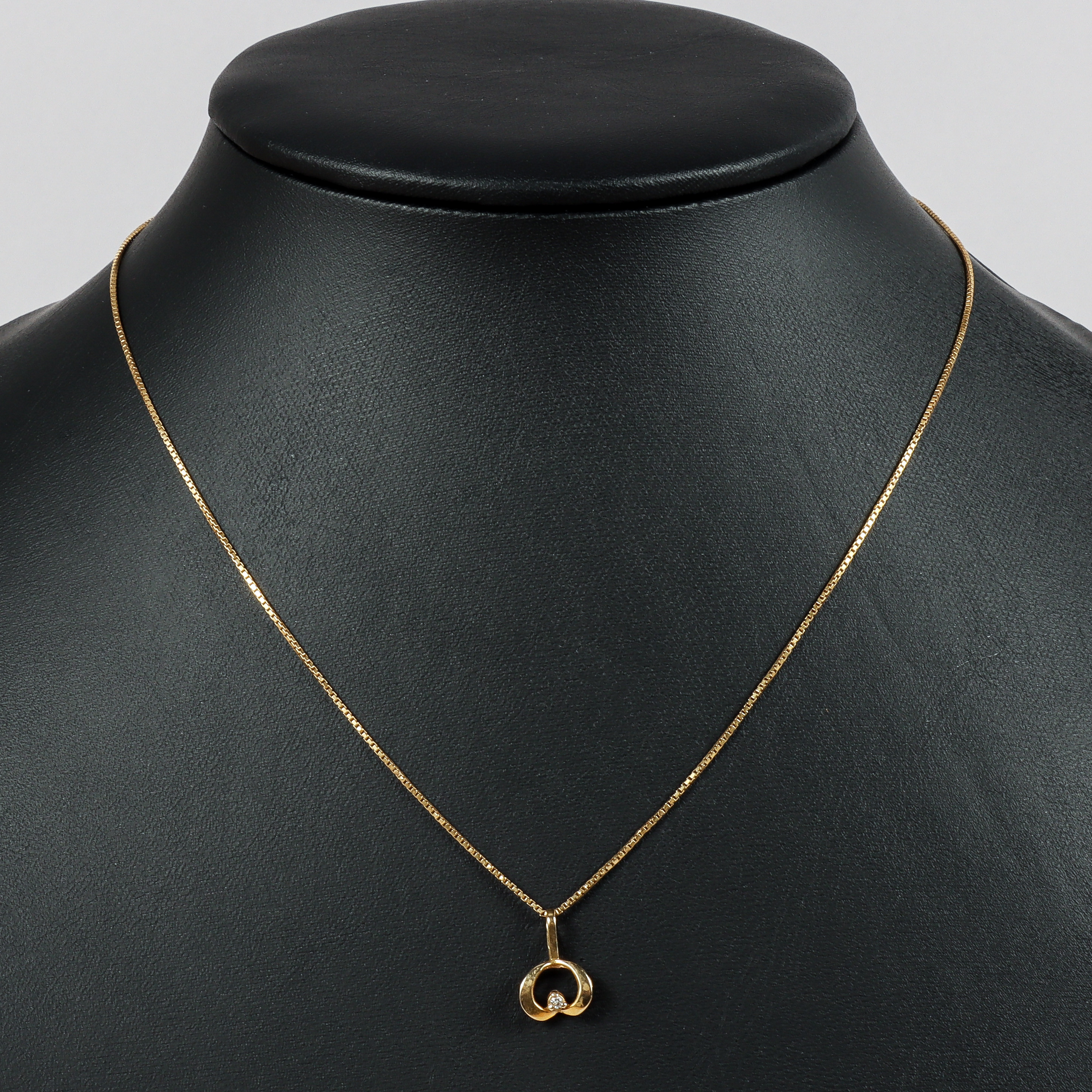 HALSKEDJA MED HÄNGE 18k guld, "Venetiansk-länk".