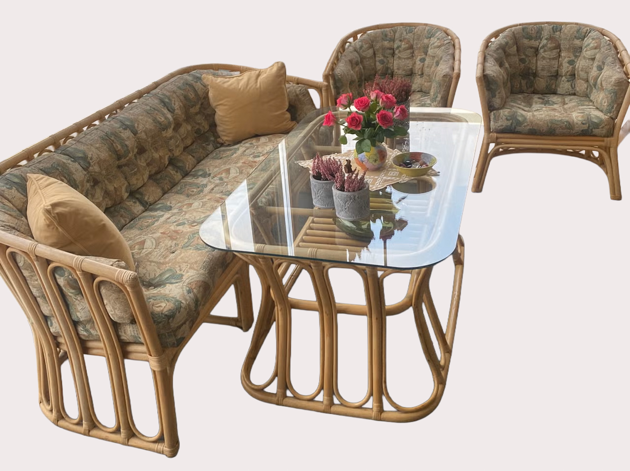 ROTTINGMÖBLEMANG, soffa, bord, 2 fåtöljer, 2 sidobord, lådbyrå, 1900-talets sista kvartal.