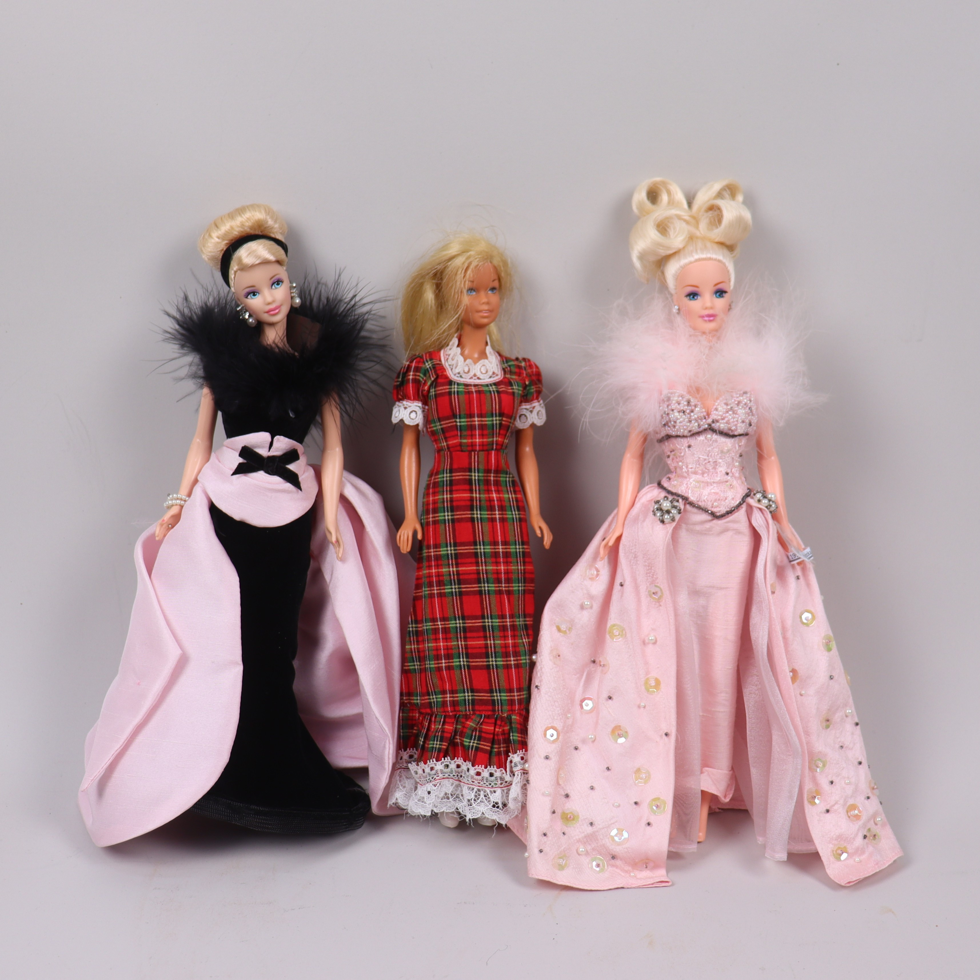 DOCKOR, Barbie, Mattel, Pink Ice, Grand Premiere mm, 1960 och 90-tal.