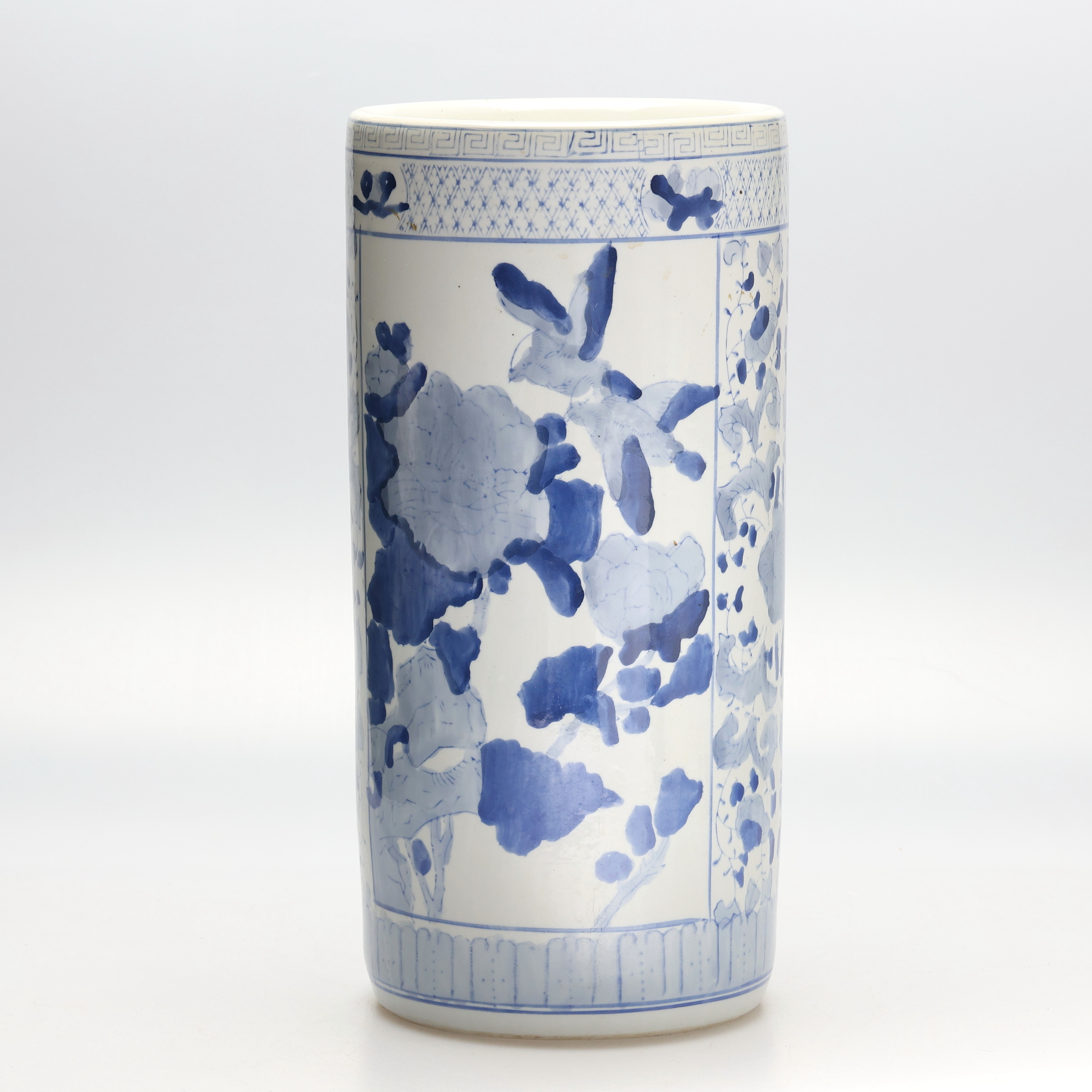 PARAPLYSTÄLL, porslin, Kina, 1900-tal.