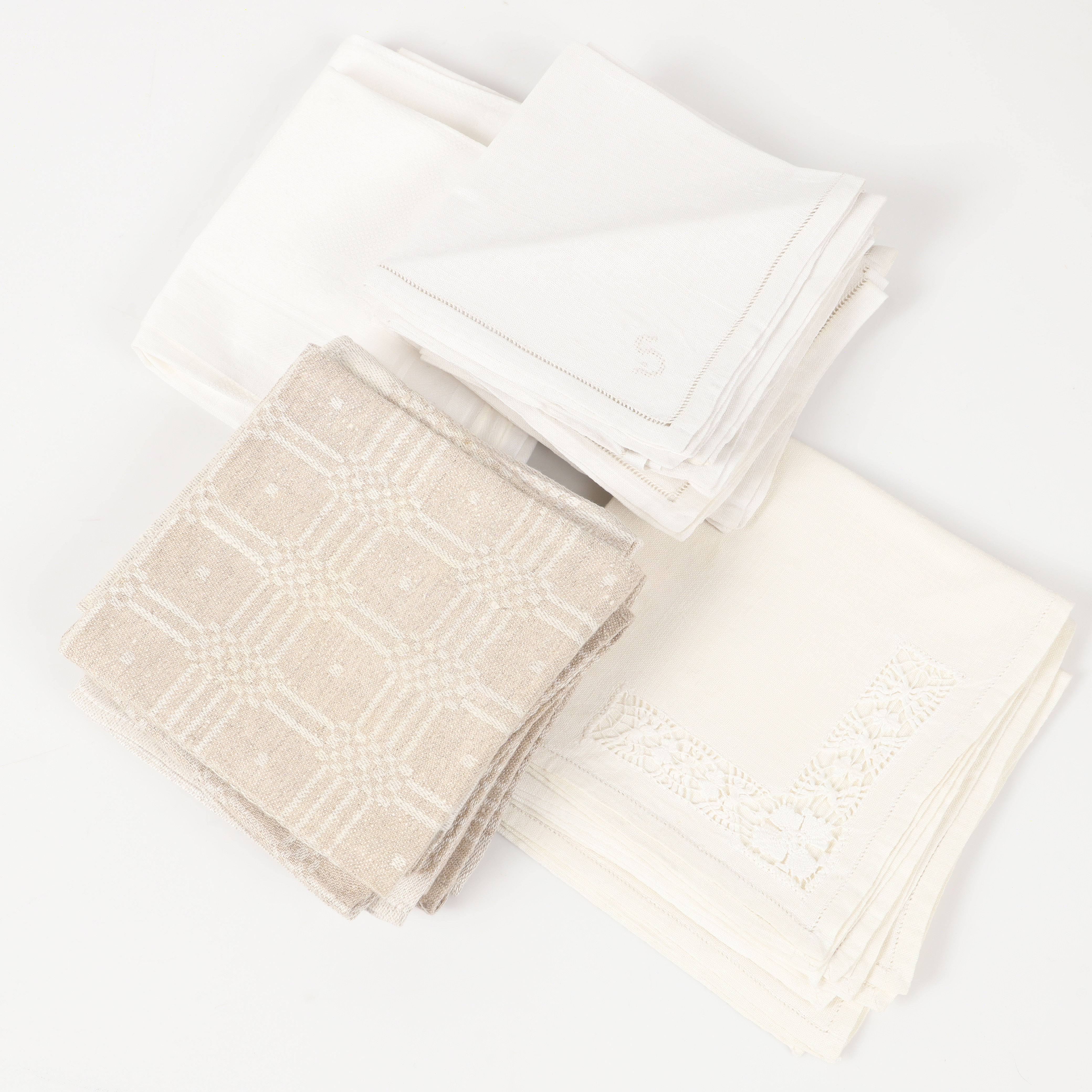 SERVETTER, 25 stycken, linne,1900-tal.