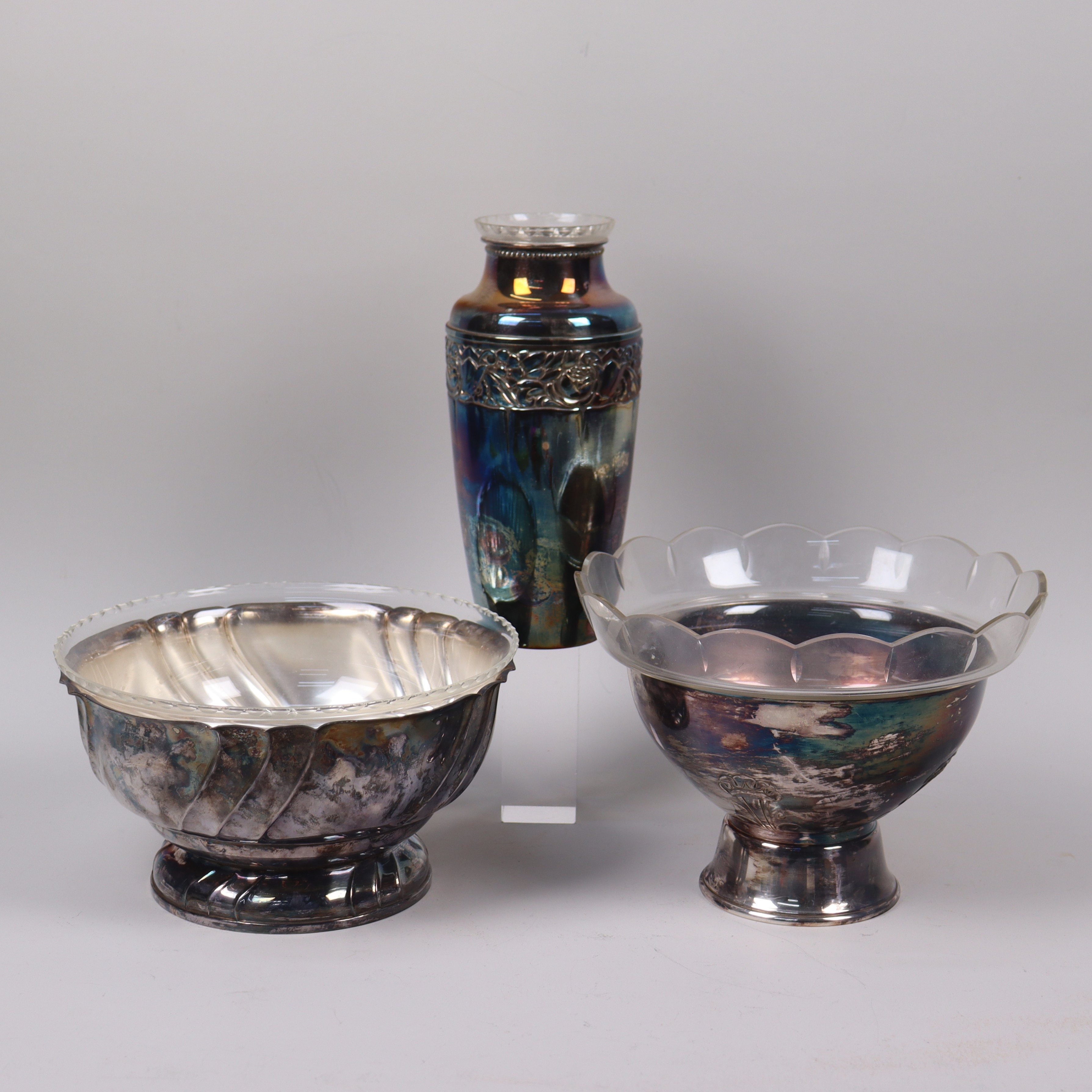 VAS OCH SKÅLAR, nysilver med glasinsats, 3 st.