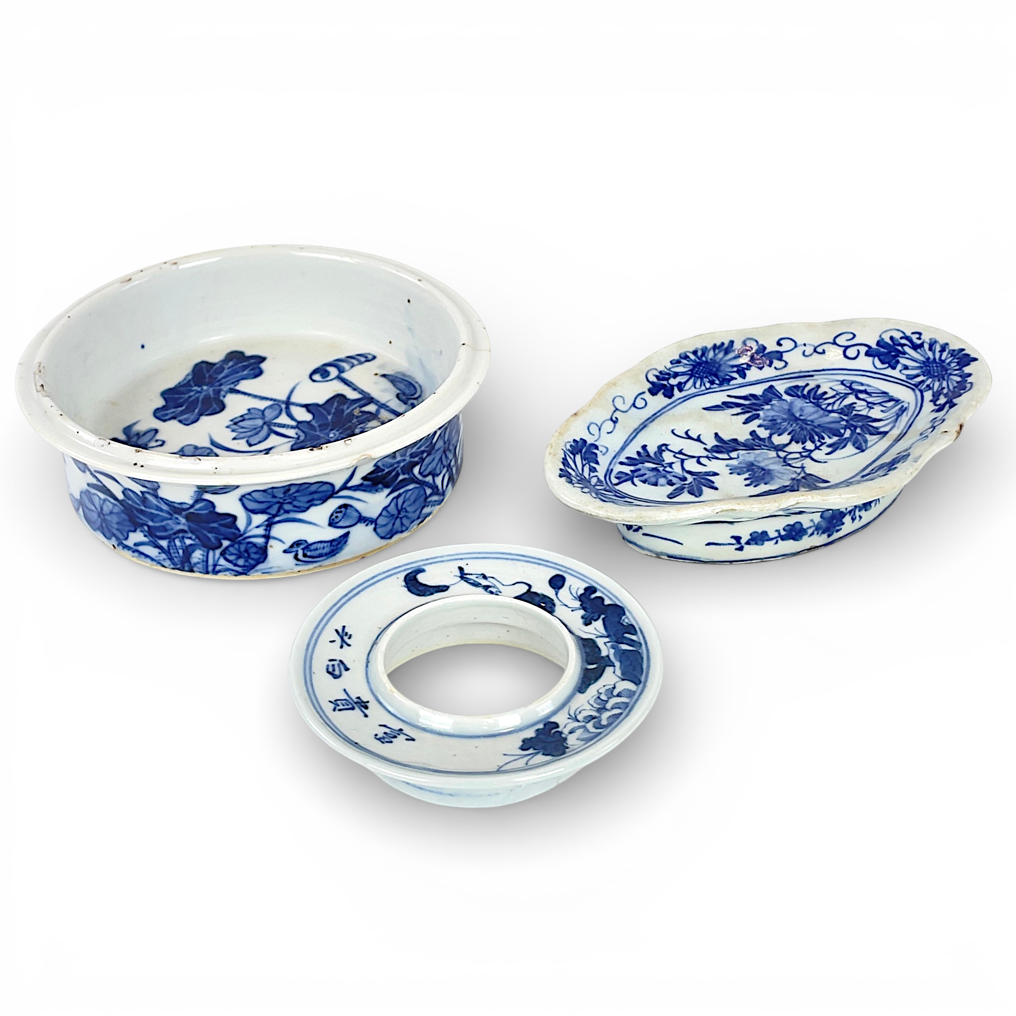 PORSLINSFÖREMÅL. Porslin, Kina, Japan, 1800/1900-tal.