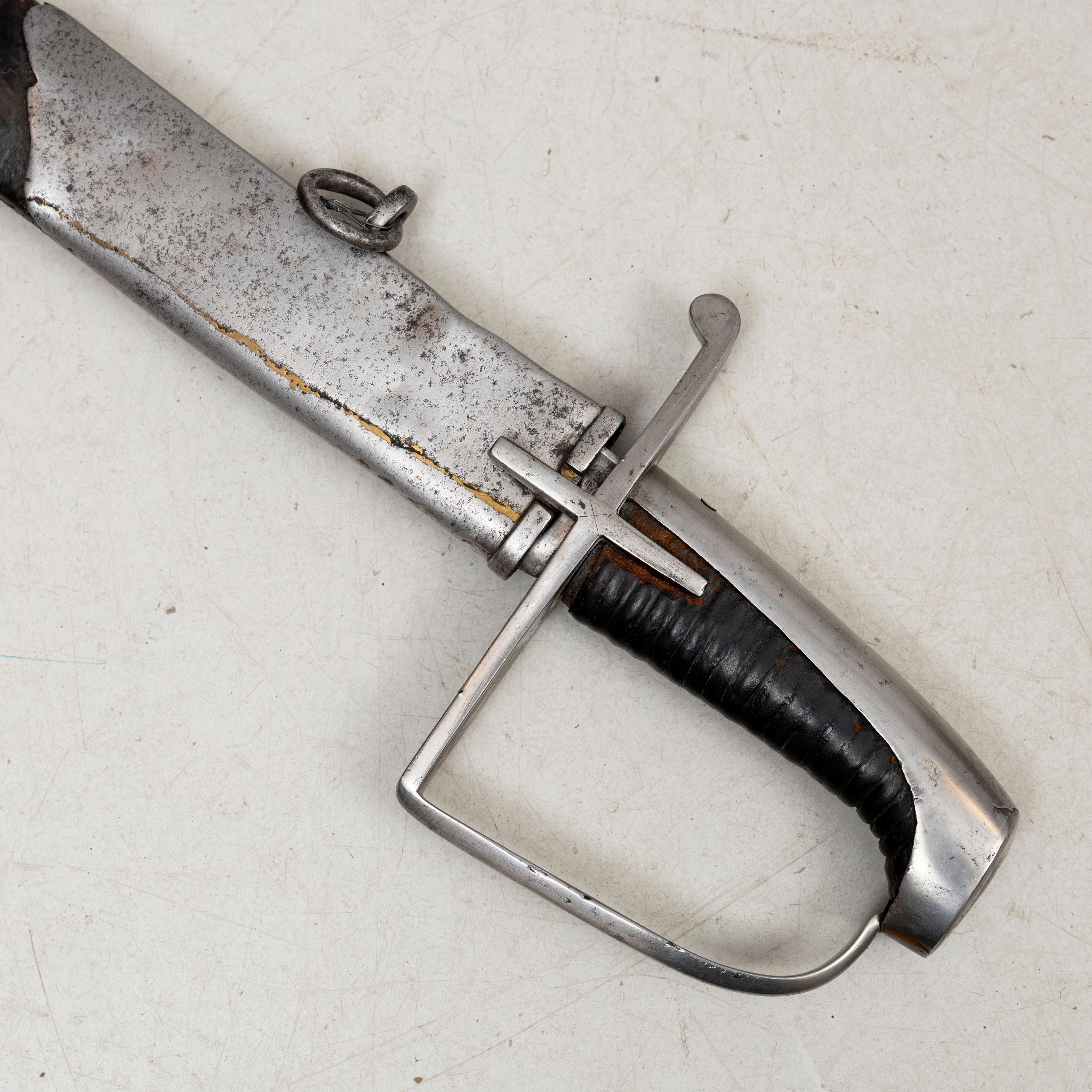 SABEL, svensk, m/1759-1791, för manskap vid för husarregementena, med balja.