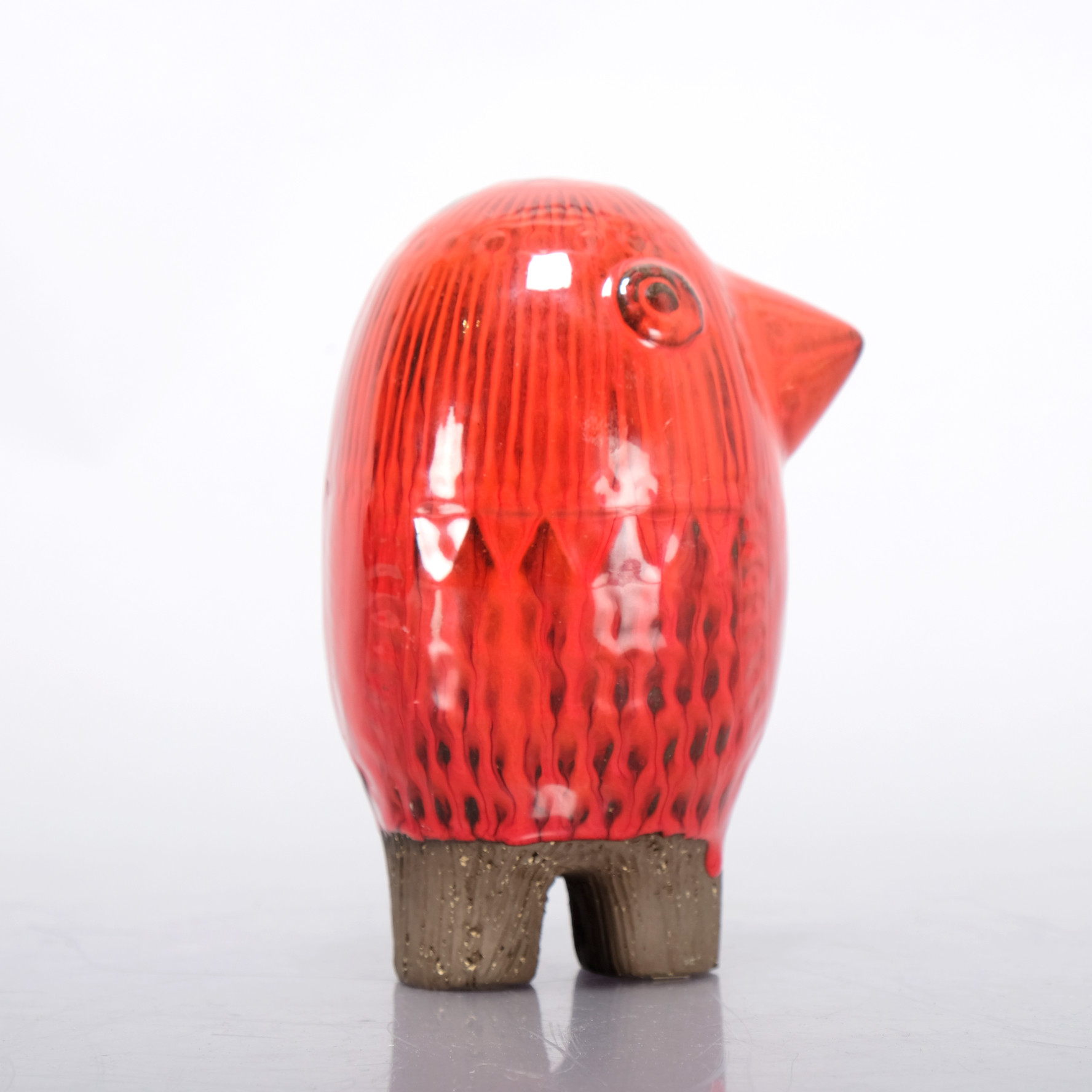 MARI SIMMULSON. Figurin, Fågel, Lergods, Upsala Ekeby, 1900-talets andra hälft.