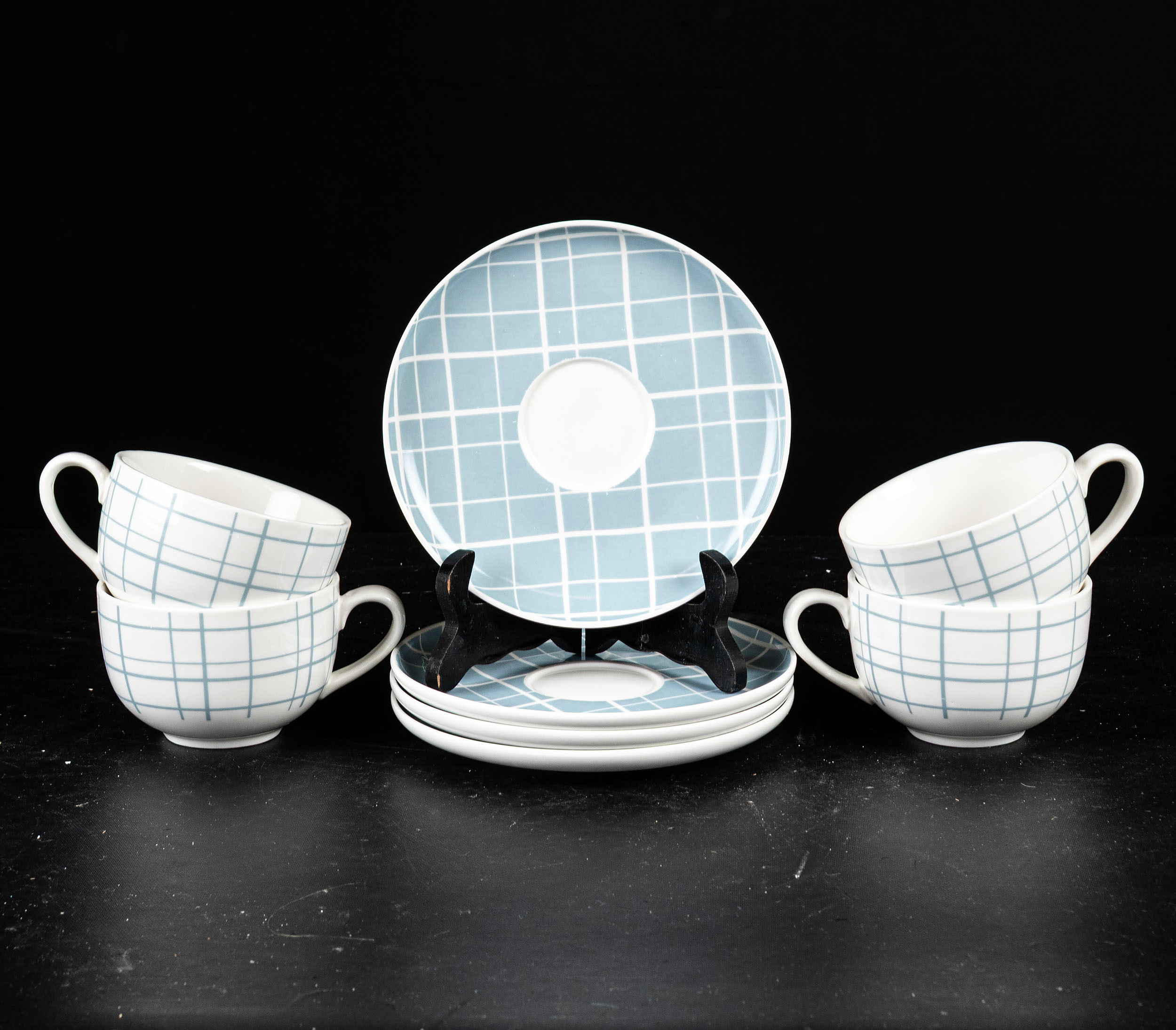 KAFFEGODS, 4 par, "Ruth", Fältspatporslin.