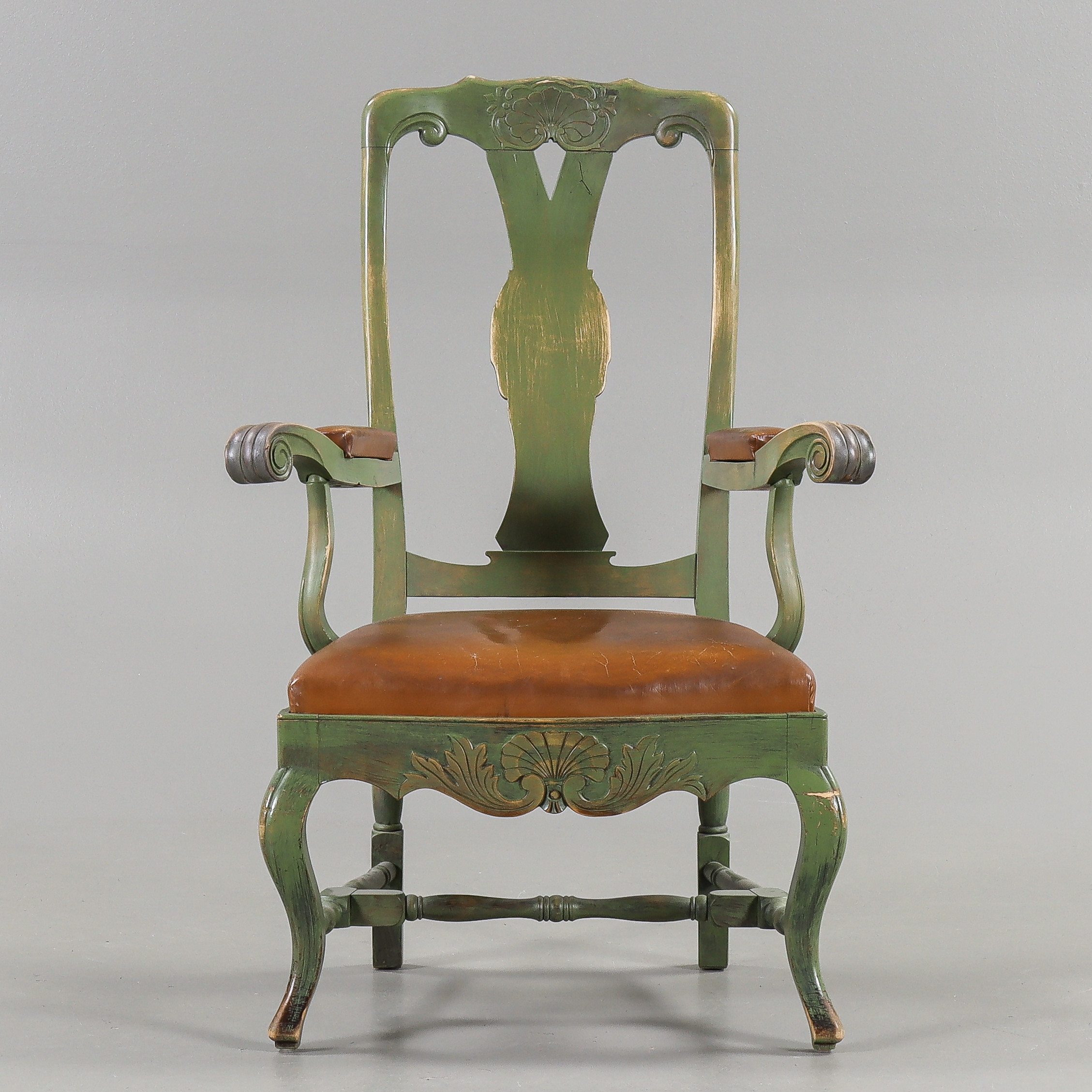 KARMSTOL, senbarockstil, 1900-talets första hälft.