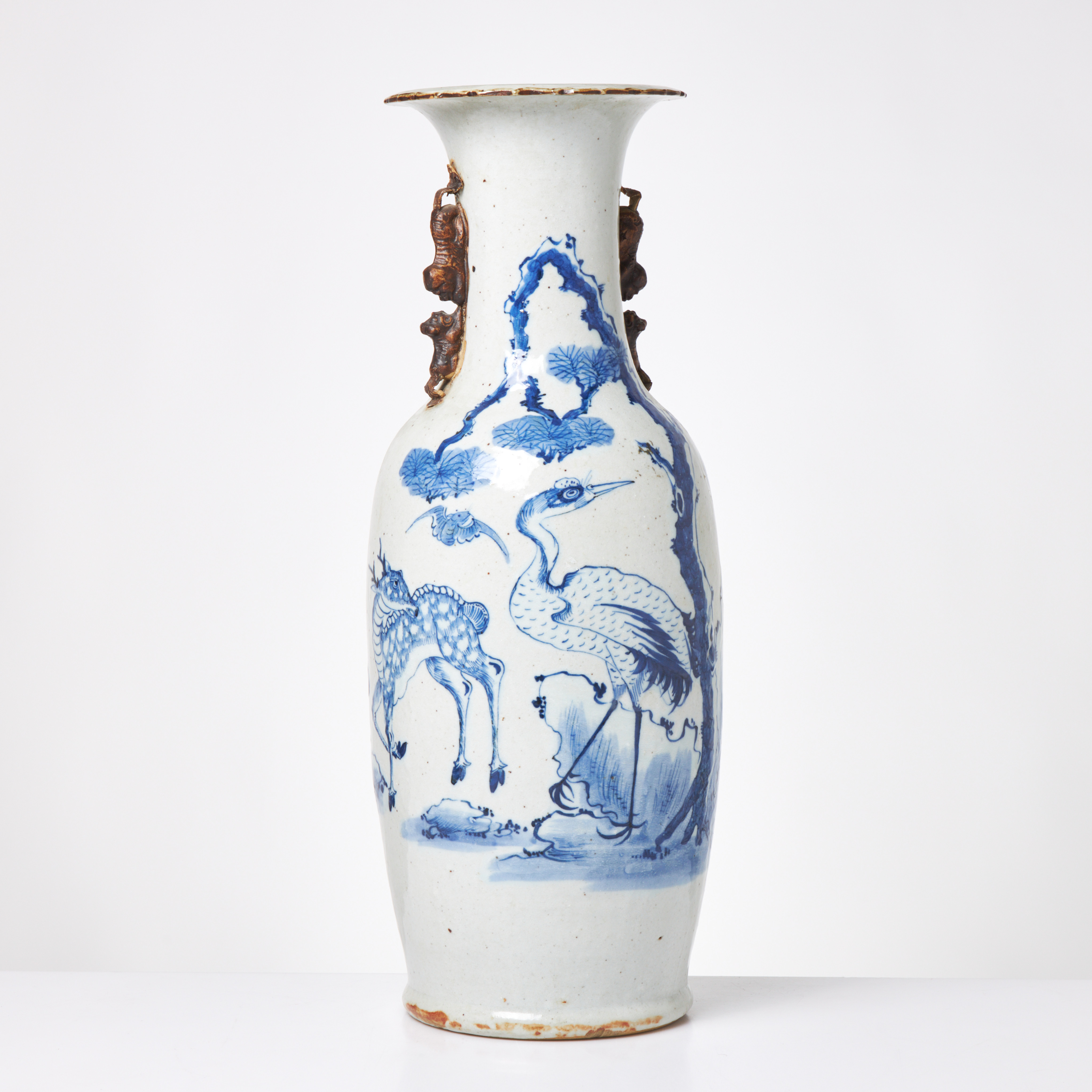 GOLVVAS, Kina, blåvit dekor med trana, 1900-tal.