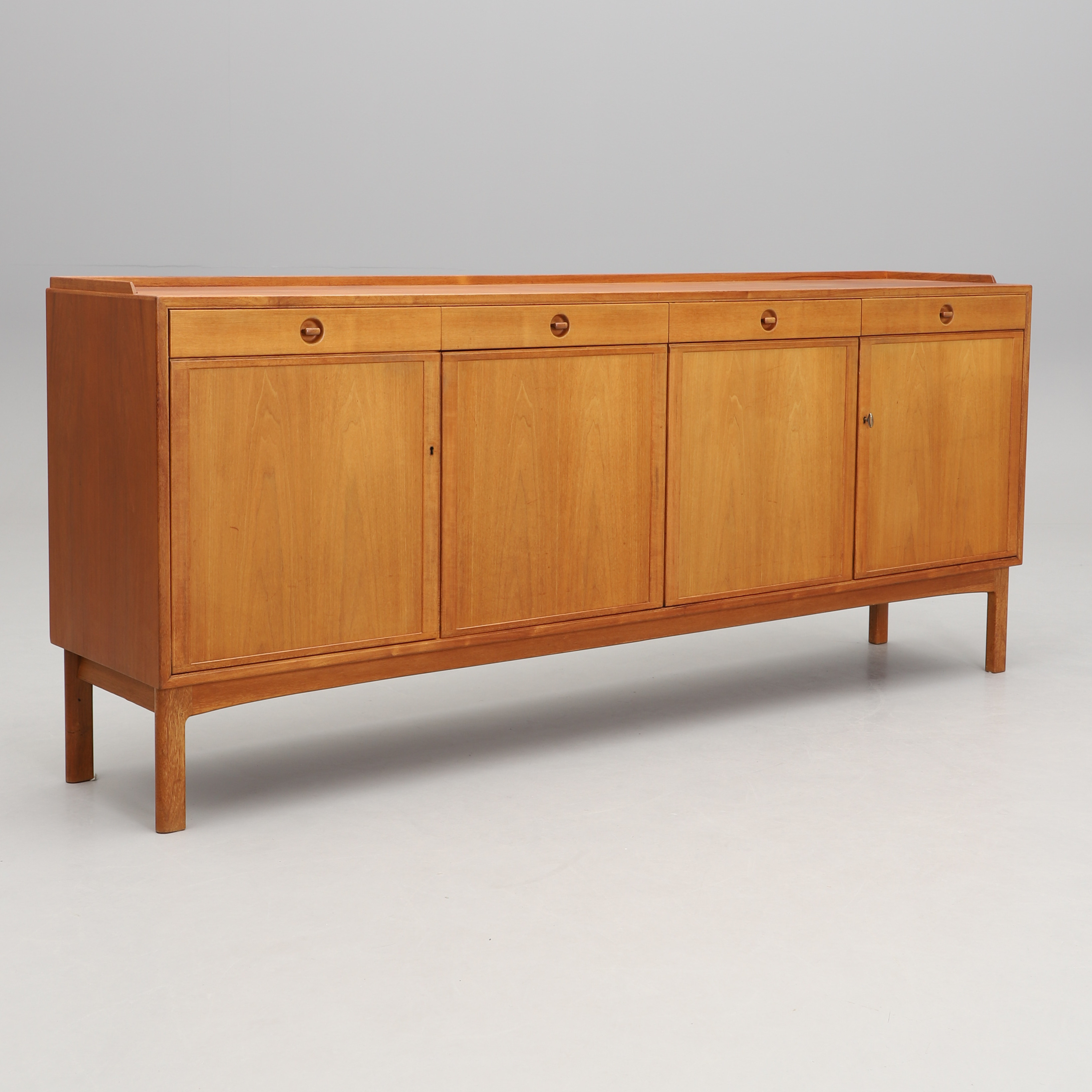 SVEN ENGSTRÖM & GUNNAR MYRSTRAND. SIDEBOARD, "Pagod", Skaraborgs möbelindustri, Tibro.