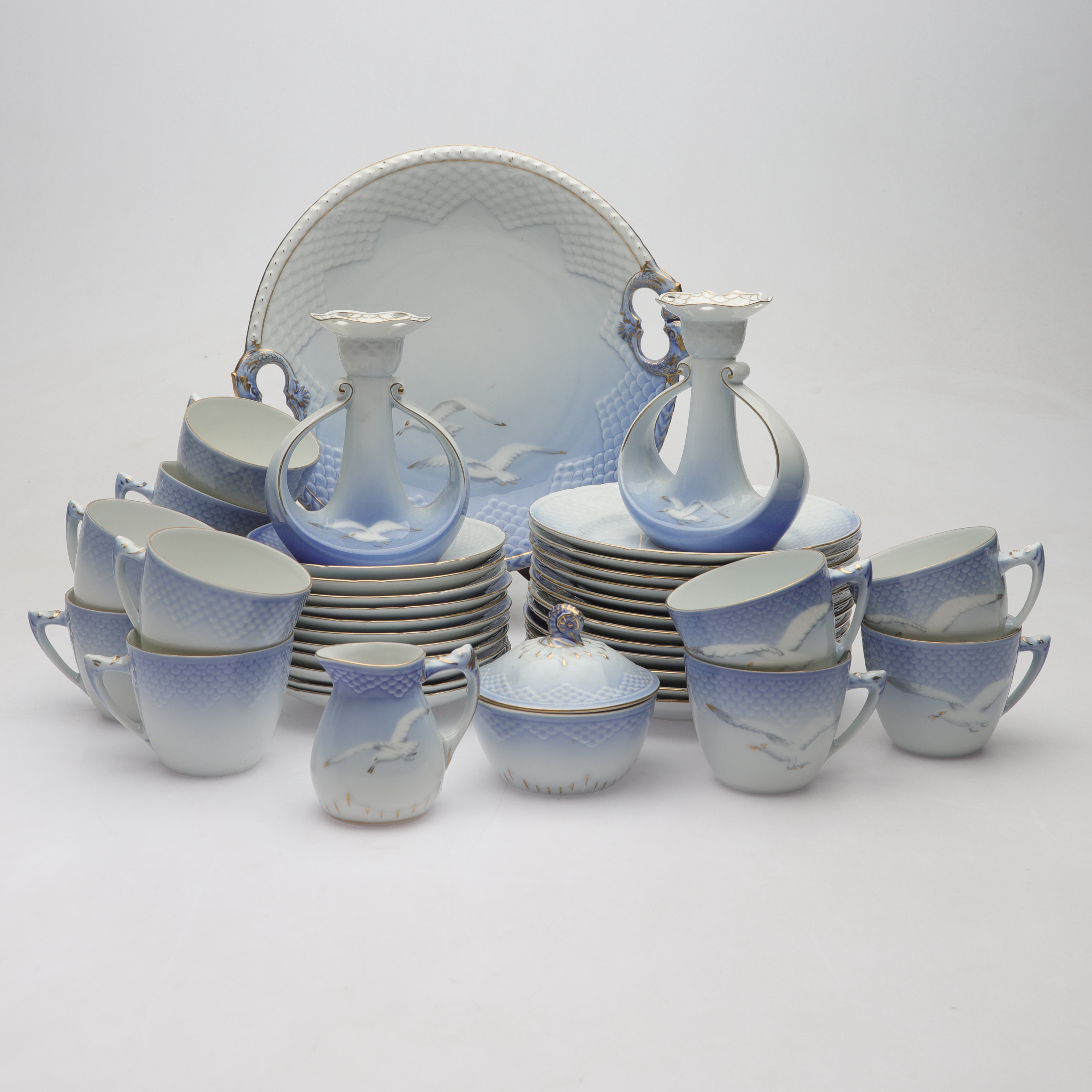 KAFFESERVIS, ca 39 delar, "Blå Måsen", porslin, Bing & Gröndahl, Danmark.