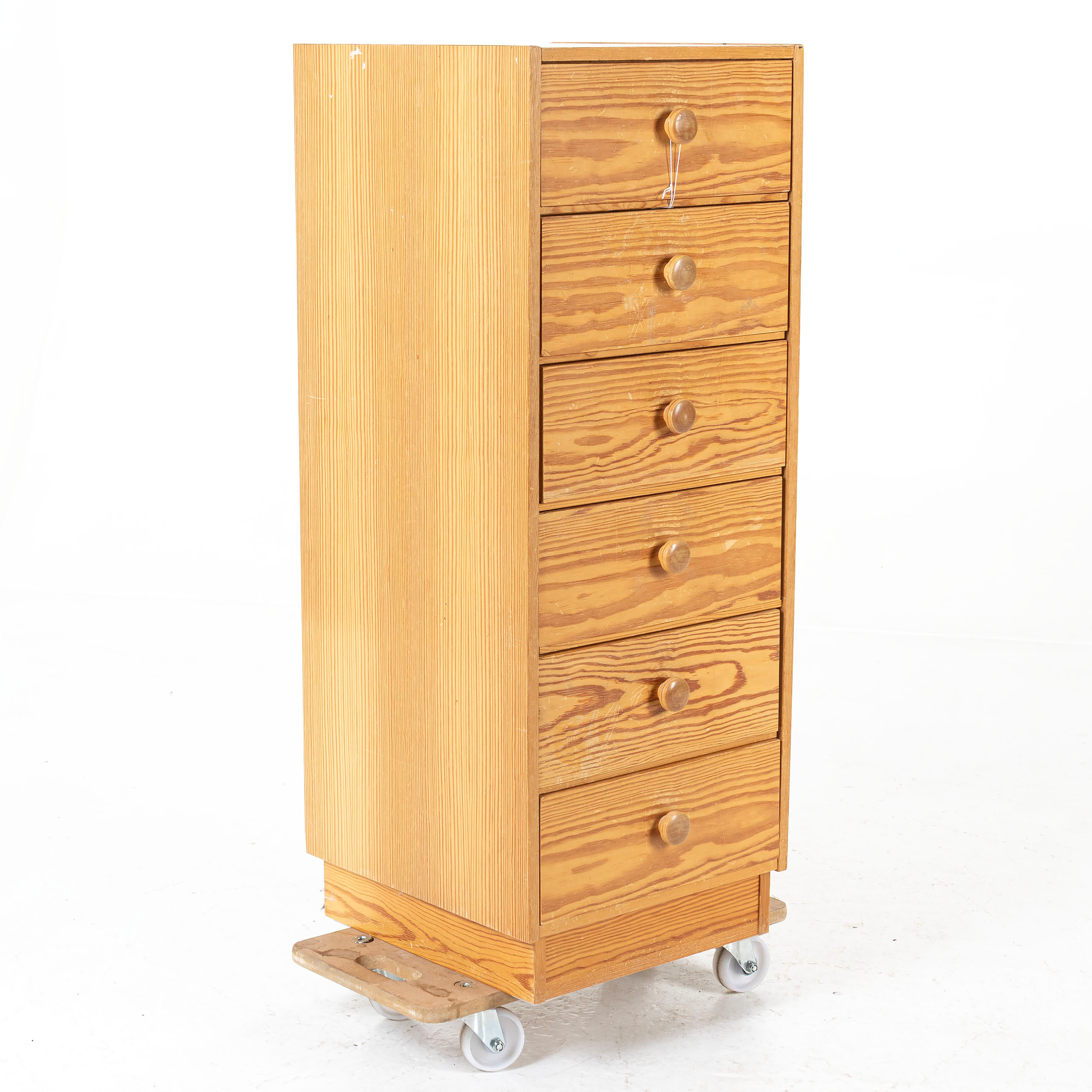 BYRÅ, 6 lådor, furu, 1900-talets senare del.