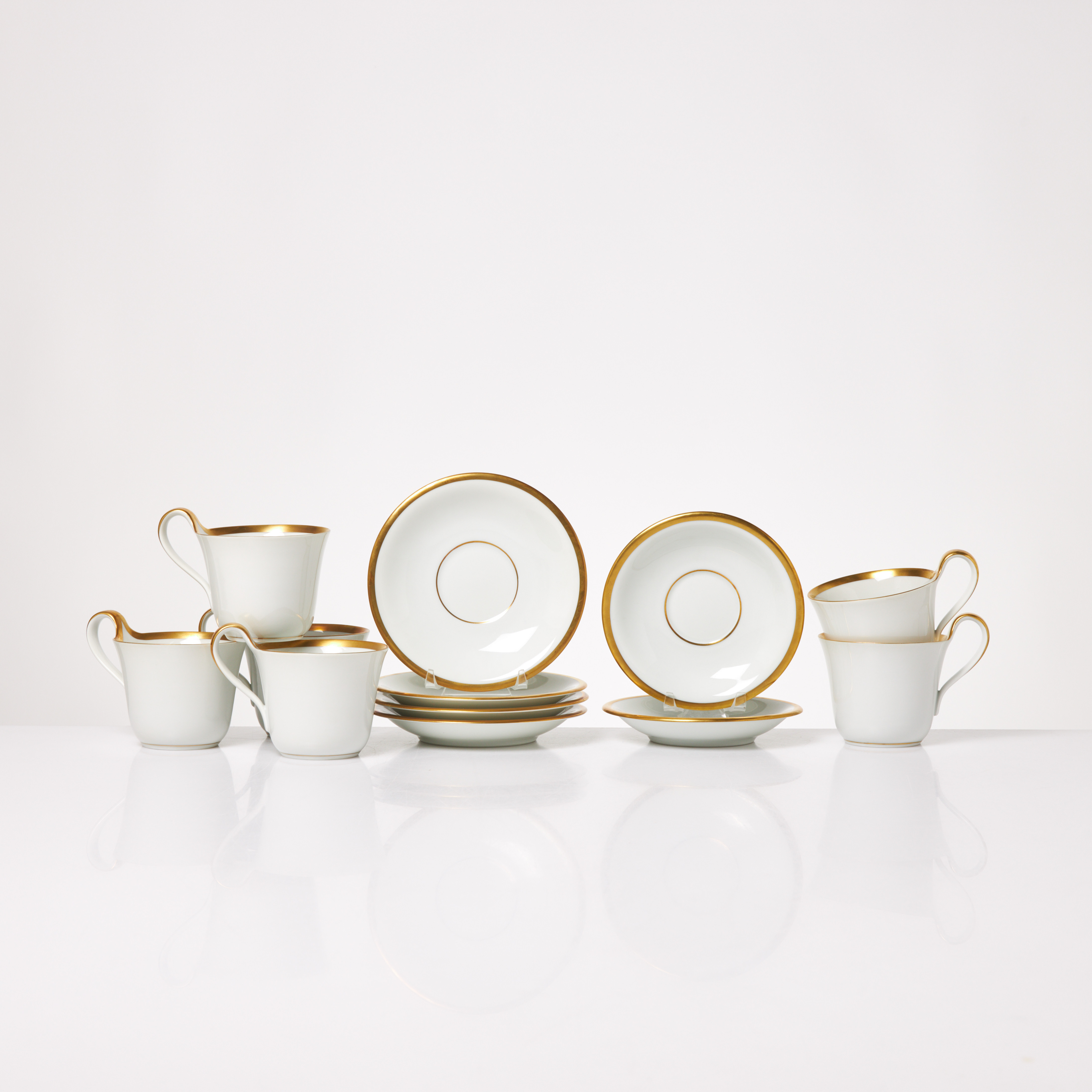 SIGVAR BERNADOTTE. "Golden Sun", Bing & Grøndahl, kaffekoppar med fat, 6 dlr, porslin, Danmark.