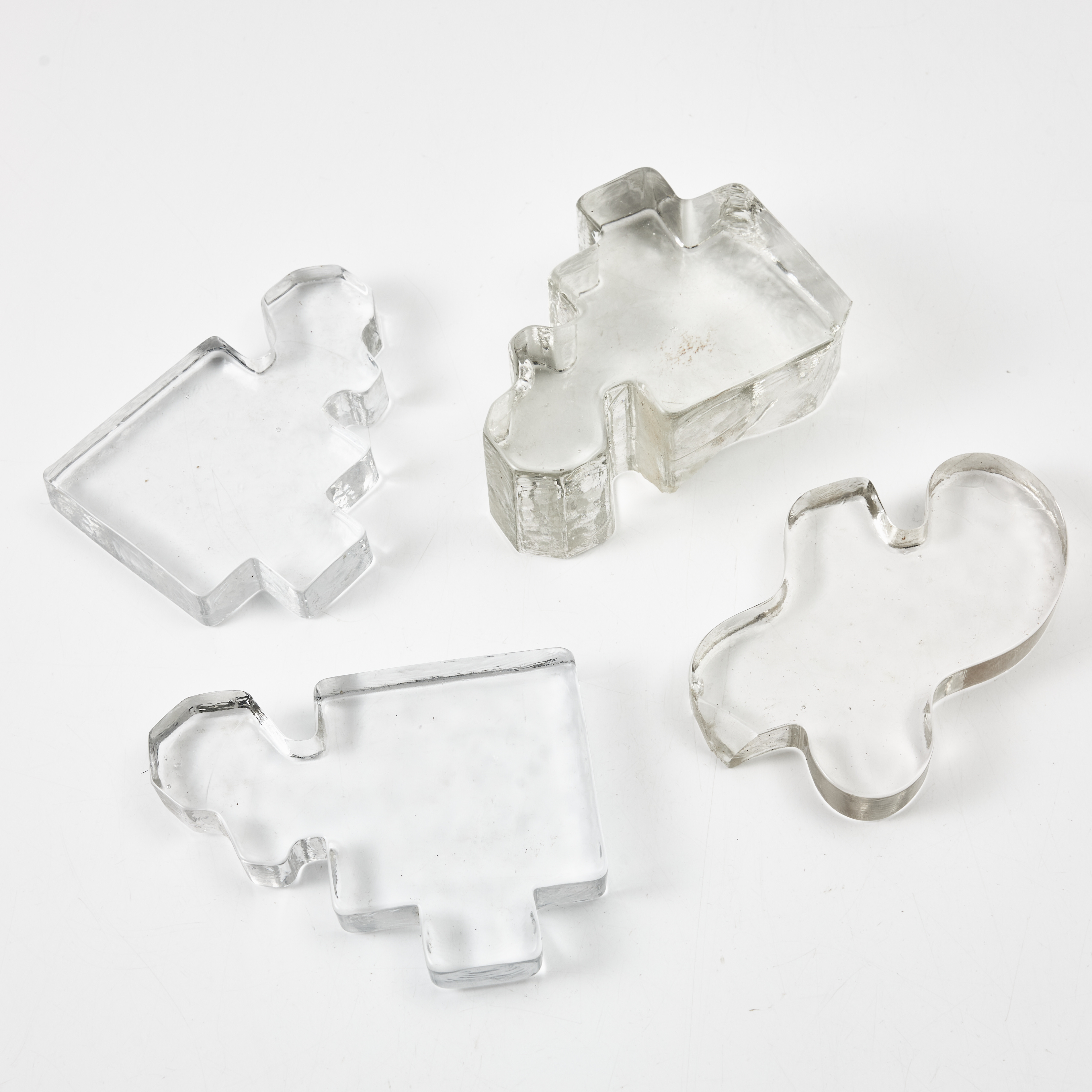 EDVIN ÖHRSTRÖM. Prismor, 4 st från "Kristall vertikal accent", Sergels torg, Stockholm.