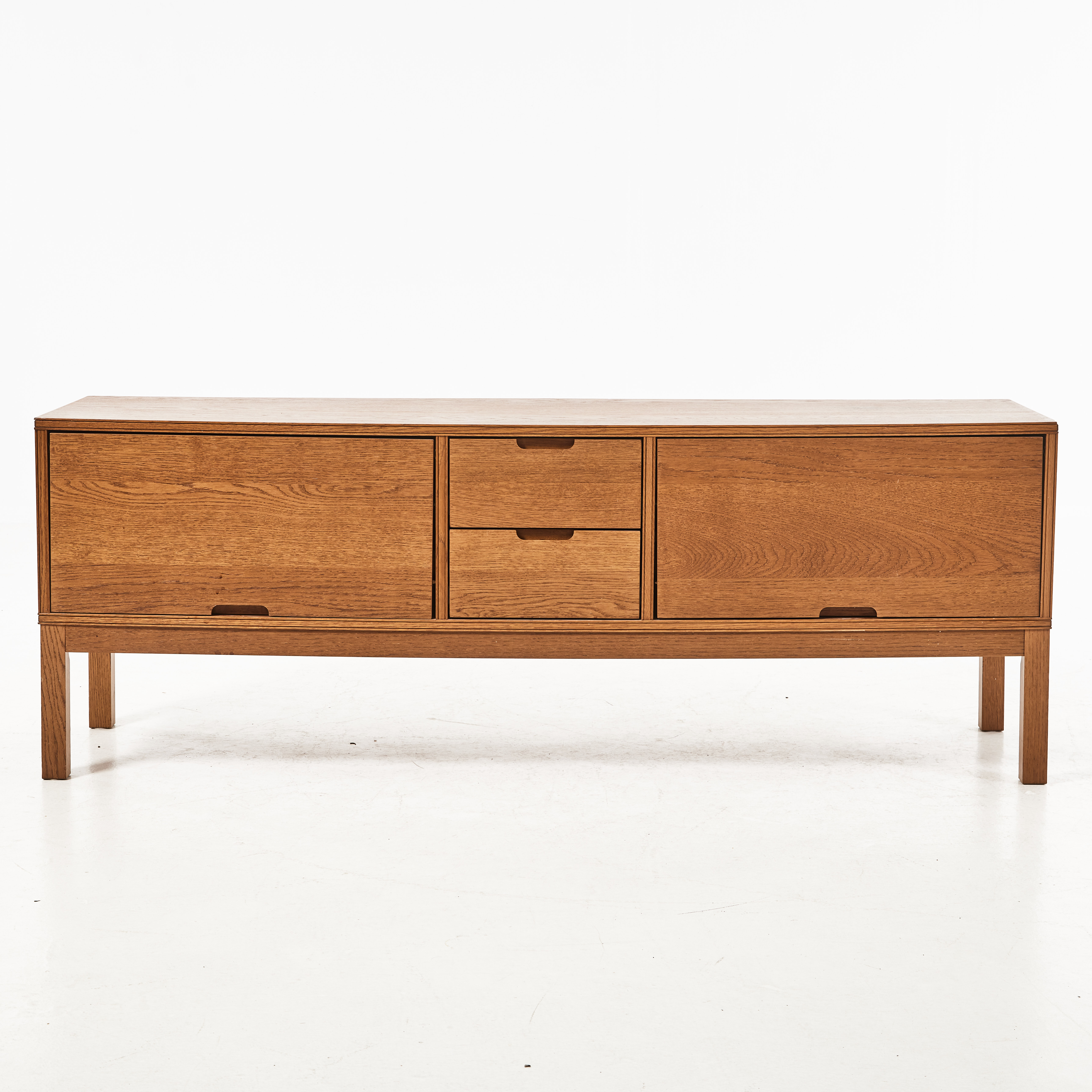 KNUT & MARIANNE HAGBERG. Sideboard / TV-bänk, "Stockholm", IKEA.