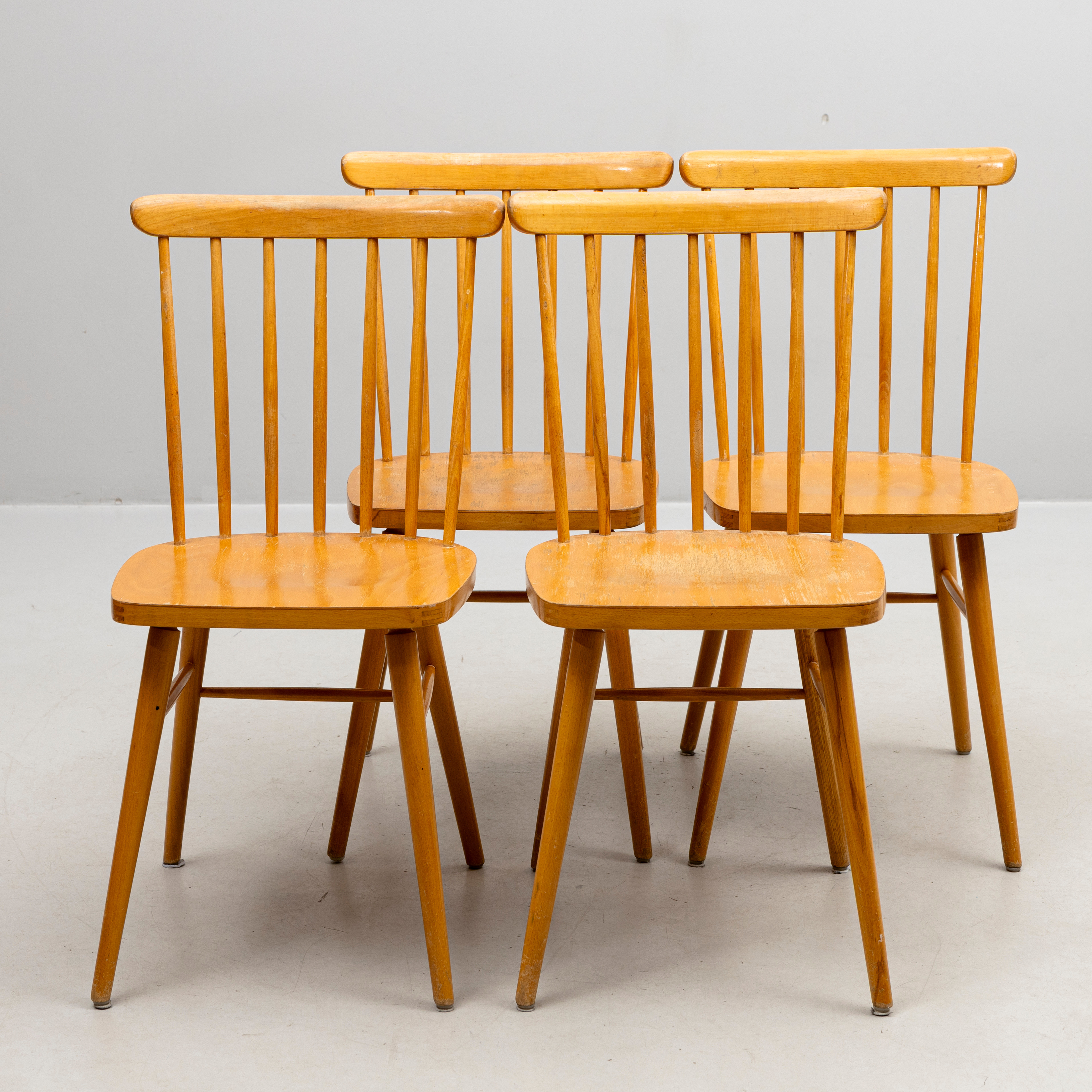 PINNSTOLAR 4 st, 1900-tal.