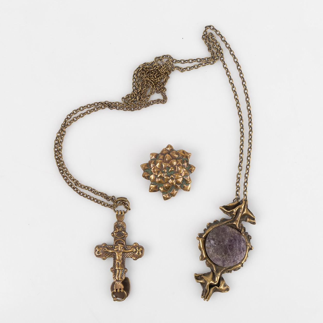 KAREVALA KORU, Finland, smycken i brons, bl.a. Pentti Sarpaneva.