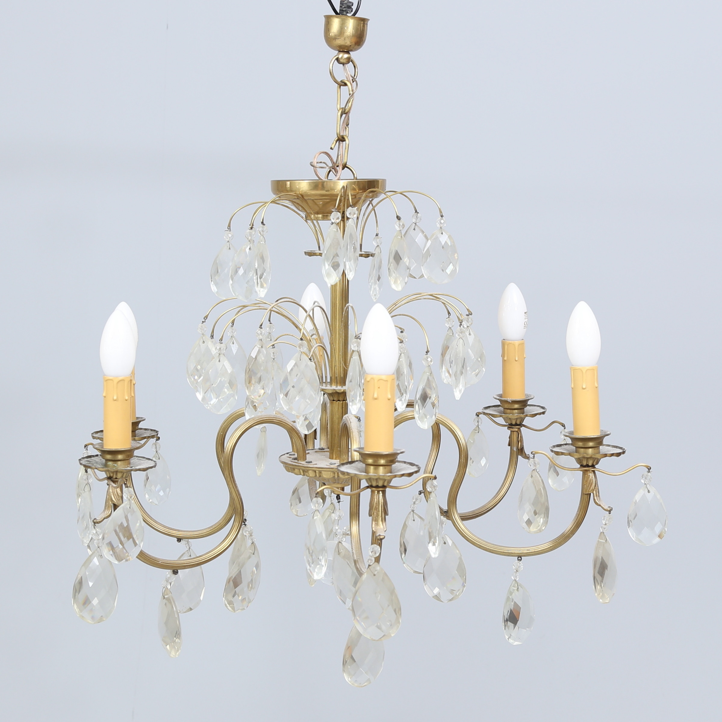 TAKLAMPA, med prismor, 1940-tal.