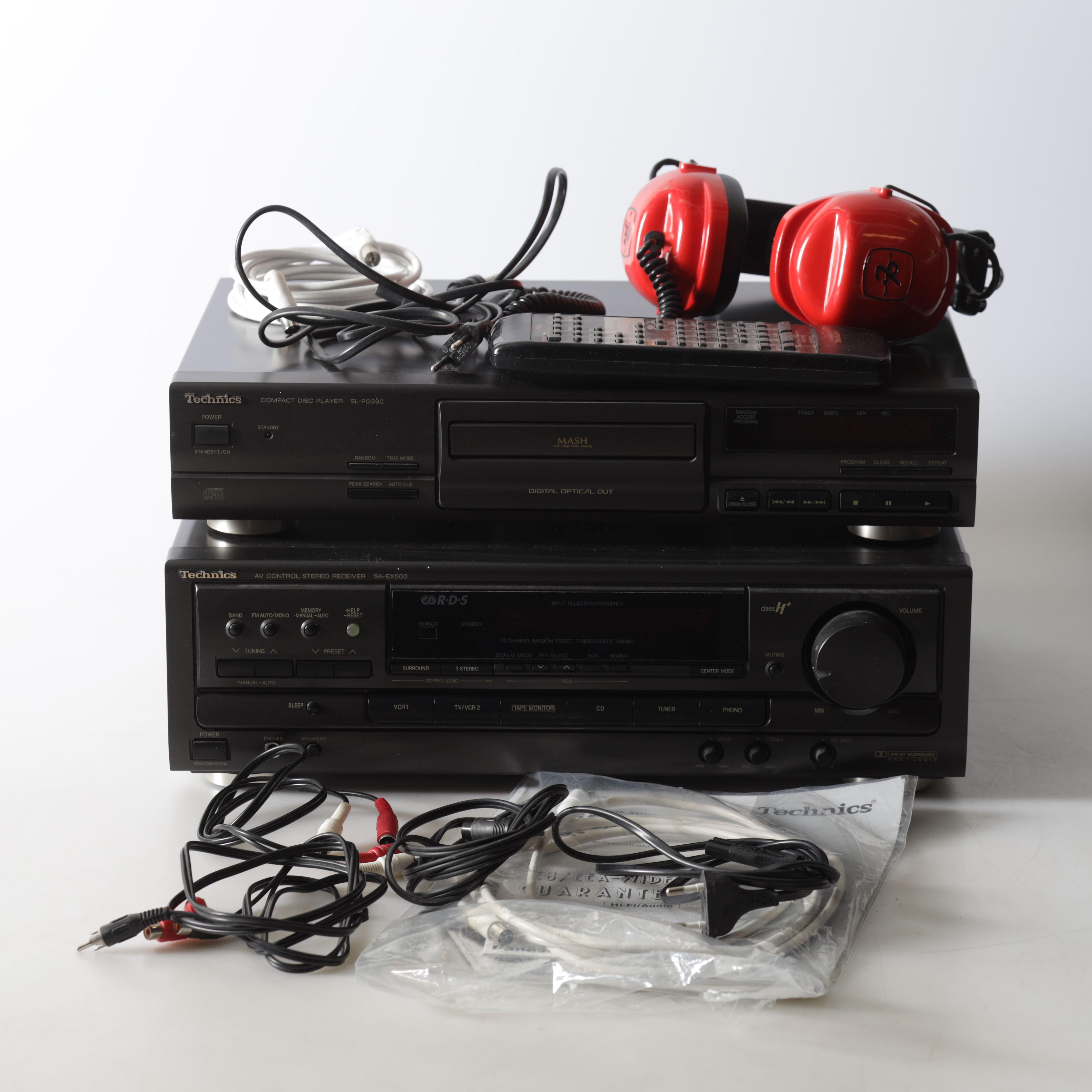 CD-SPELARE, samt receiver, Technics, 1900-tal.