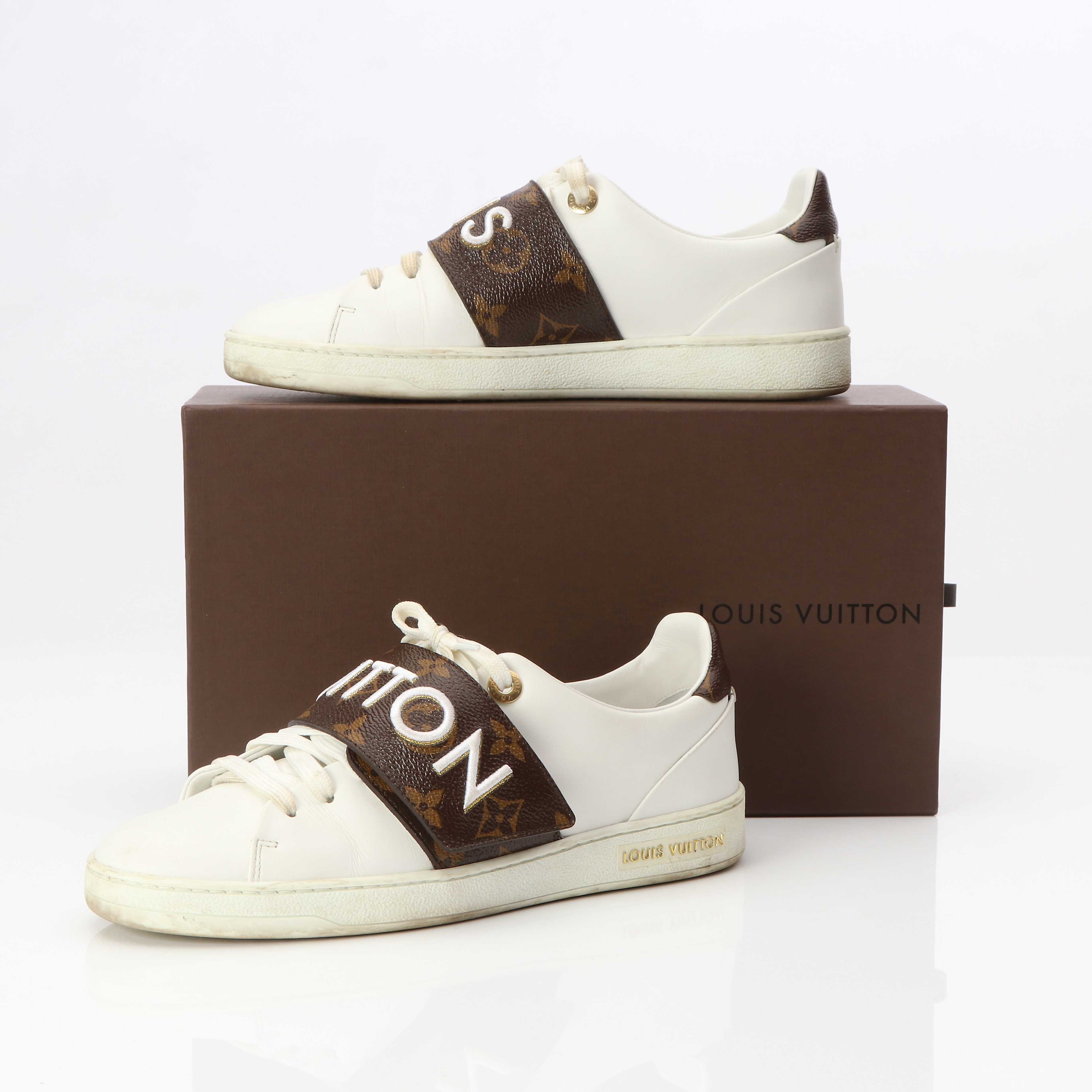 LOUIS VUITTON, "FRONTROW", SNEAKERS.
