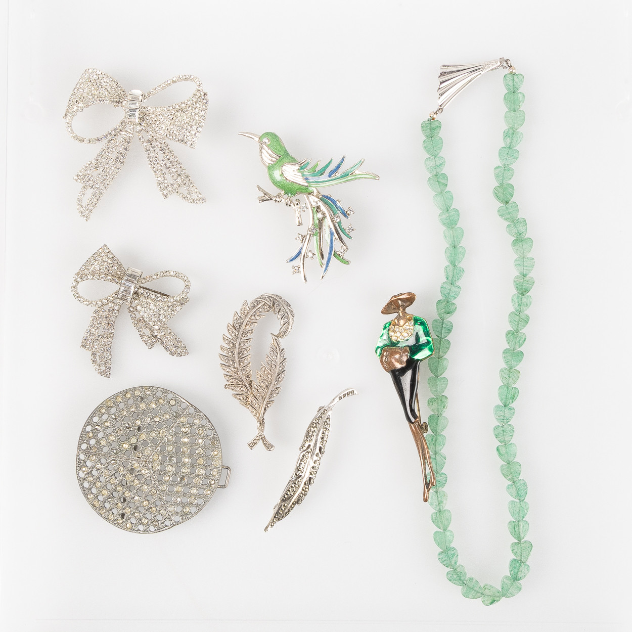 SAMLING SMYCKEN, Bijouterier, i silver, metall, sten och glas, 1950-1990-tal.