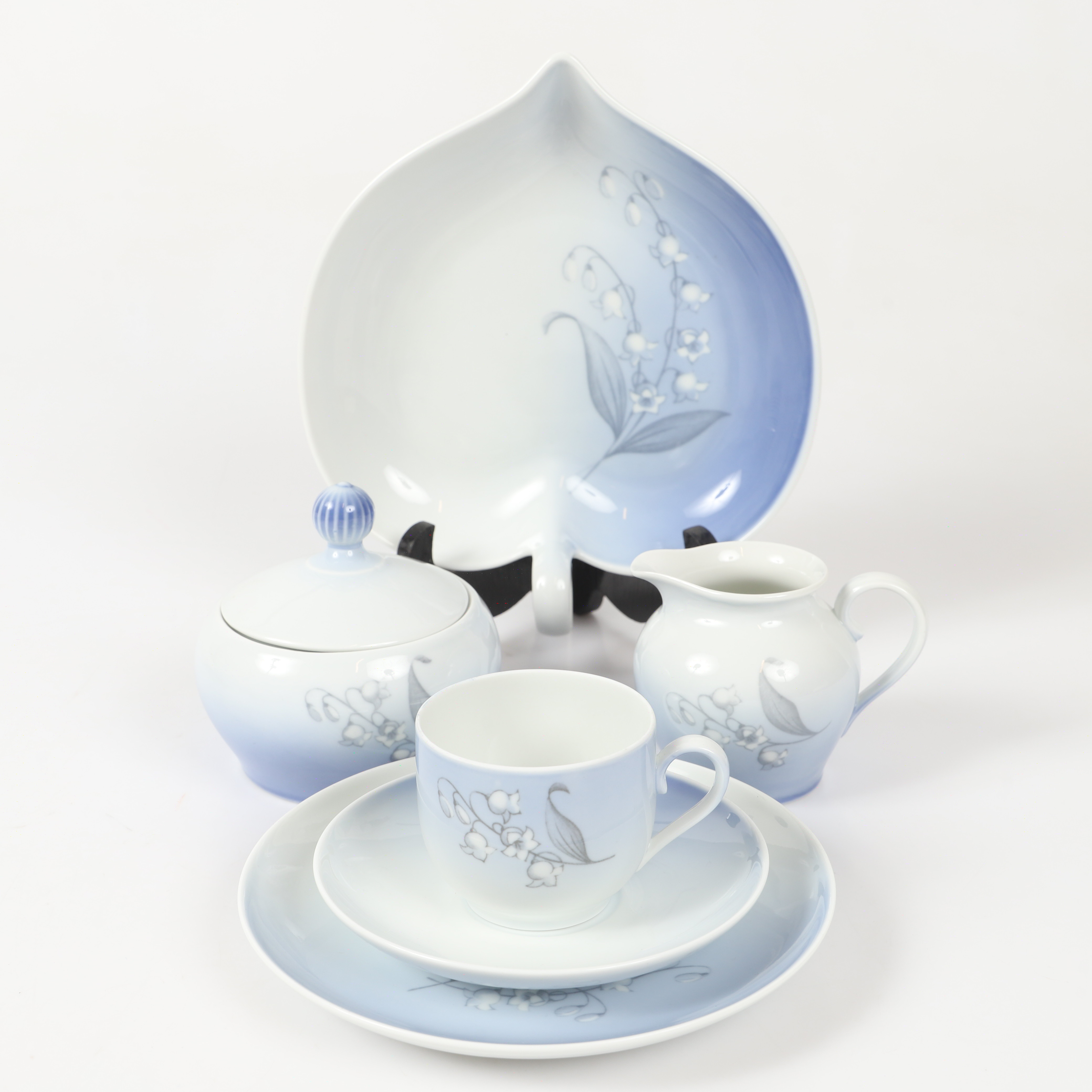 KAFFESERVIS, 54 delar, "Liljekonvalj", porslin, Bing & Gröndahl, Danmark.