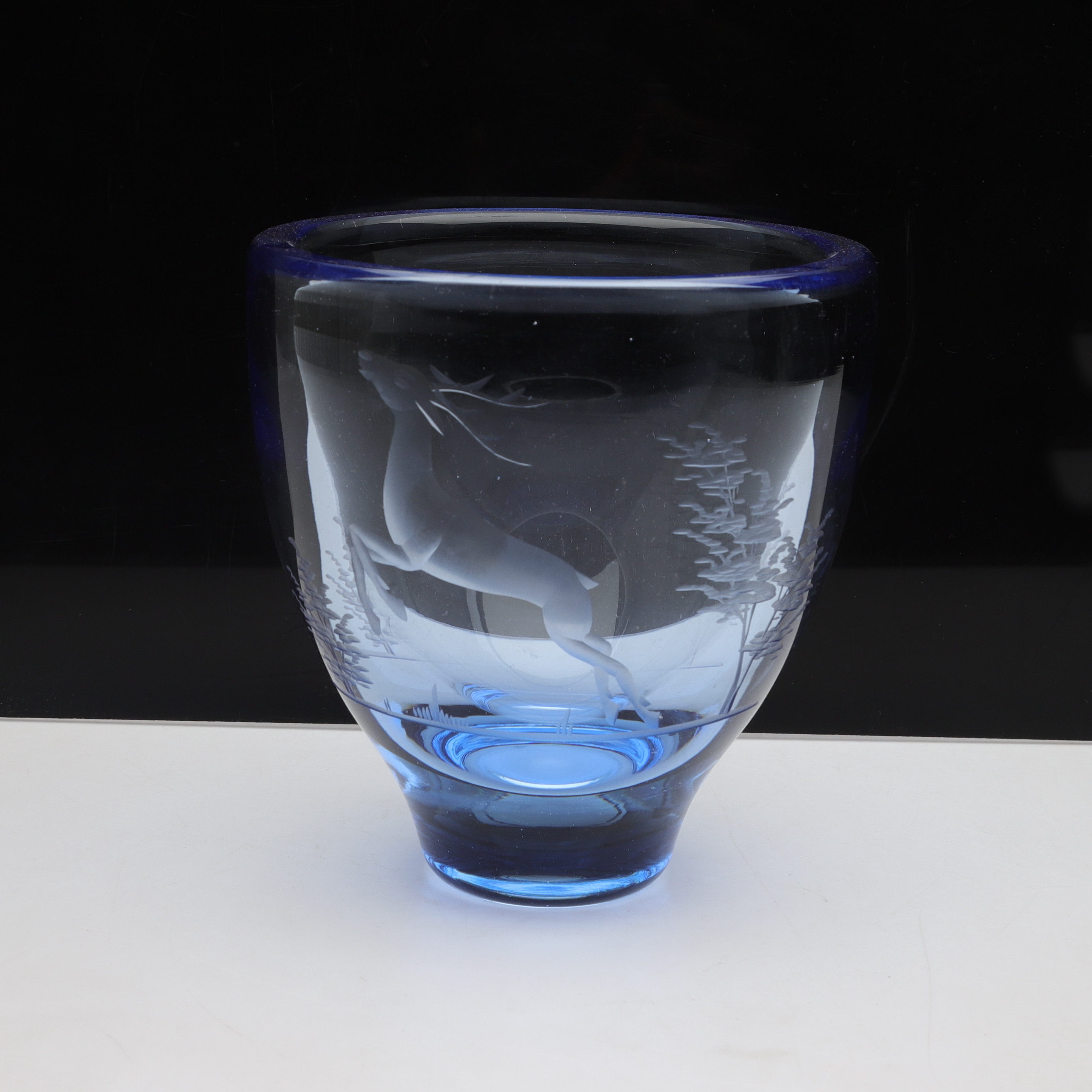 VAS, glas, sannolikt Randsfjord Glassverk, Norge, omkring 1900-talets mitt.