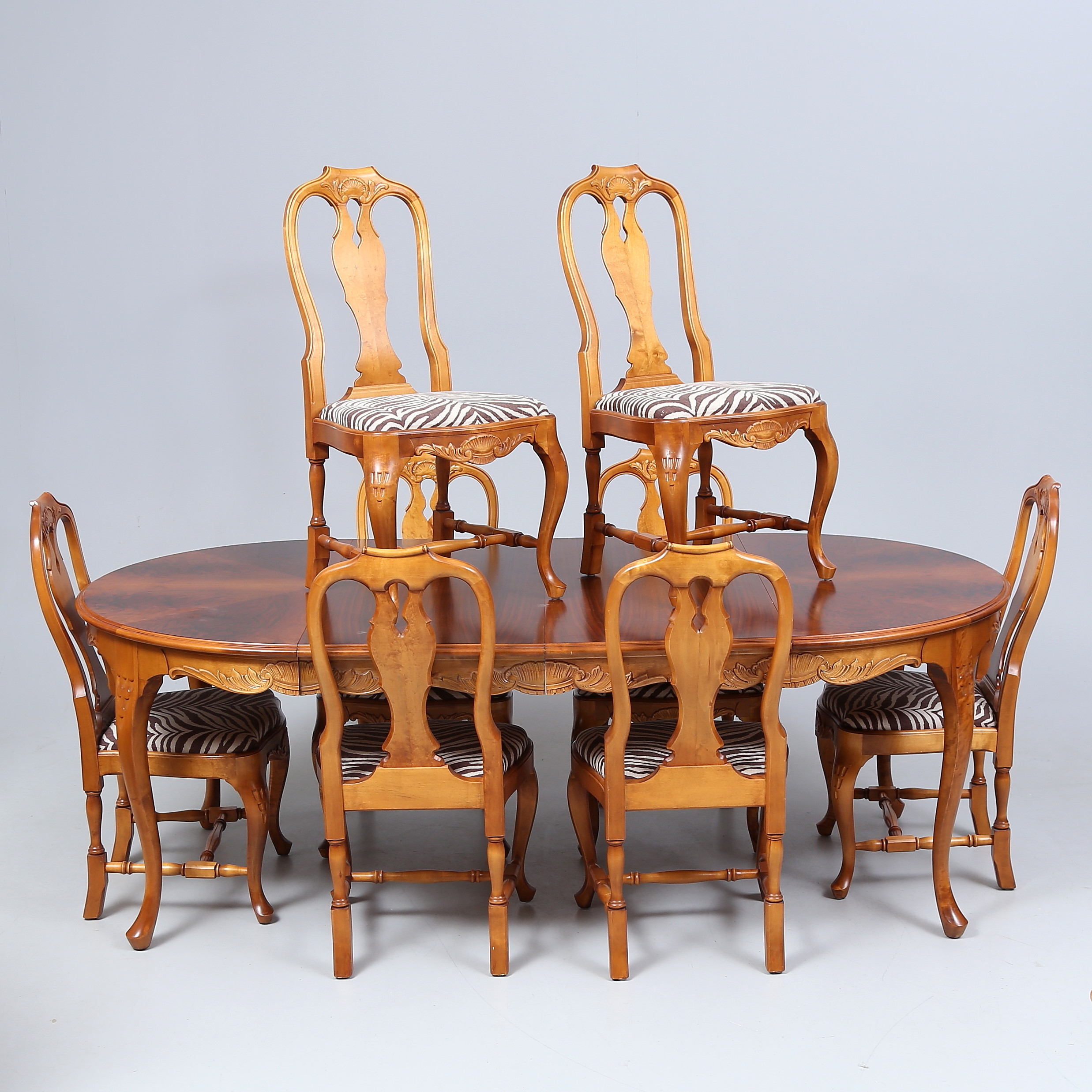 MATSALSGRUPP, 9 delar, rokokostil, Nyströms Möbler Malmslätt.