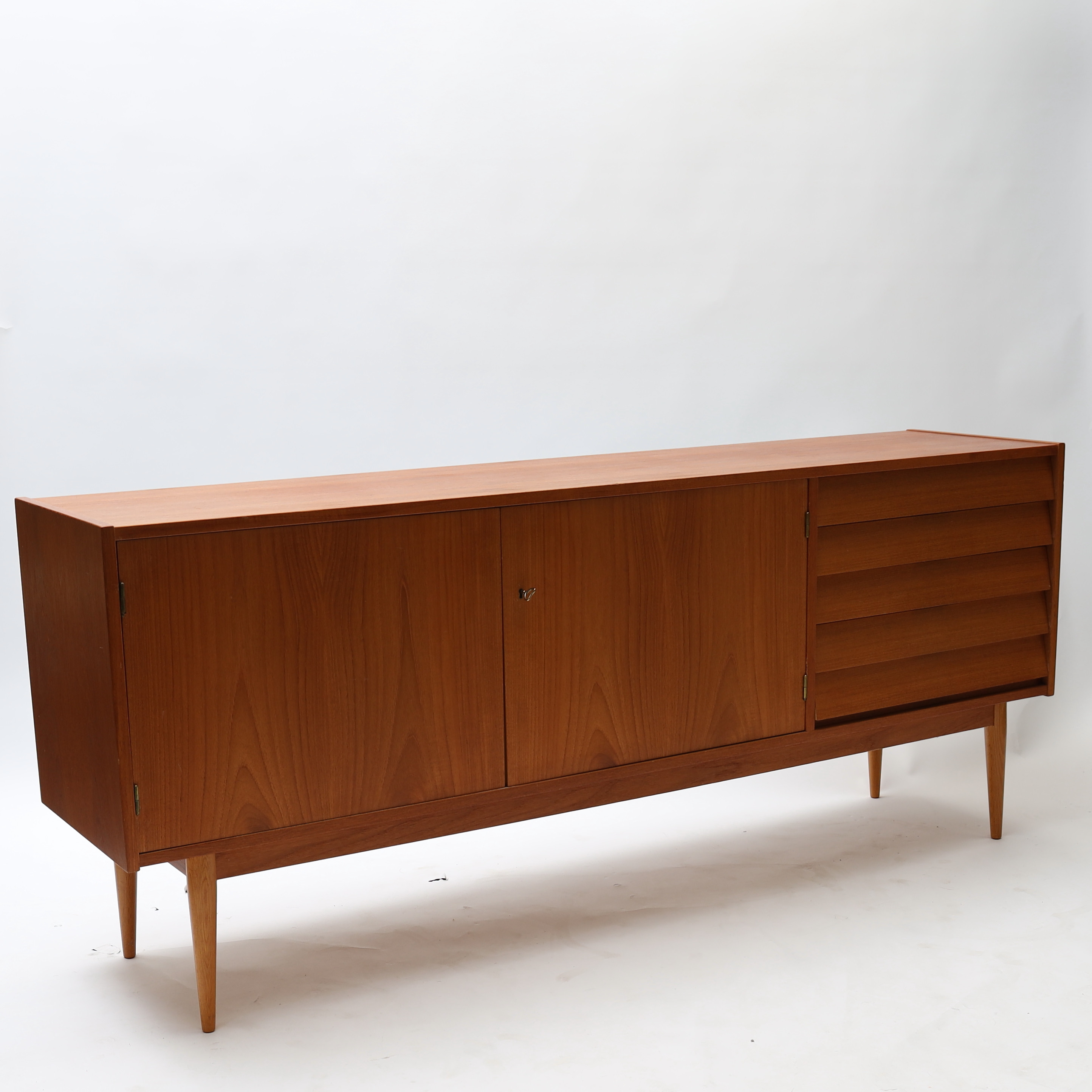 SIDEBOARD, IKEA, "Trudy" 1950-60 tal teak.