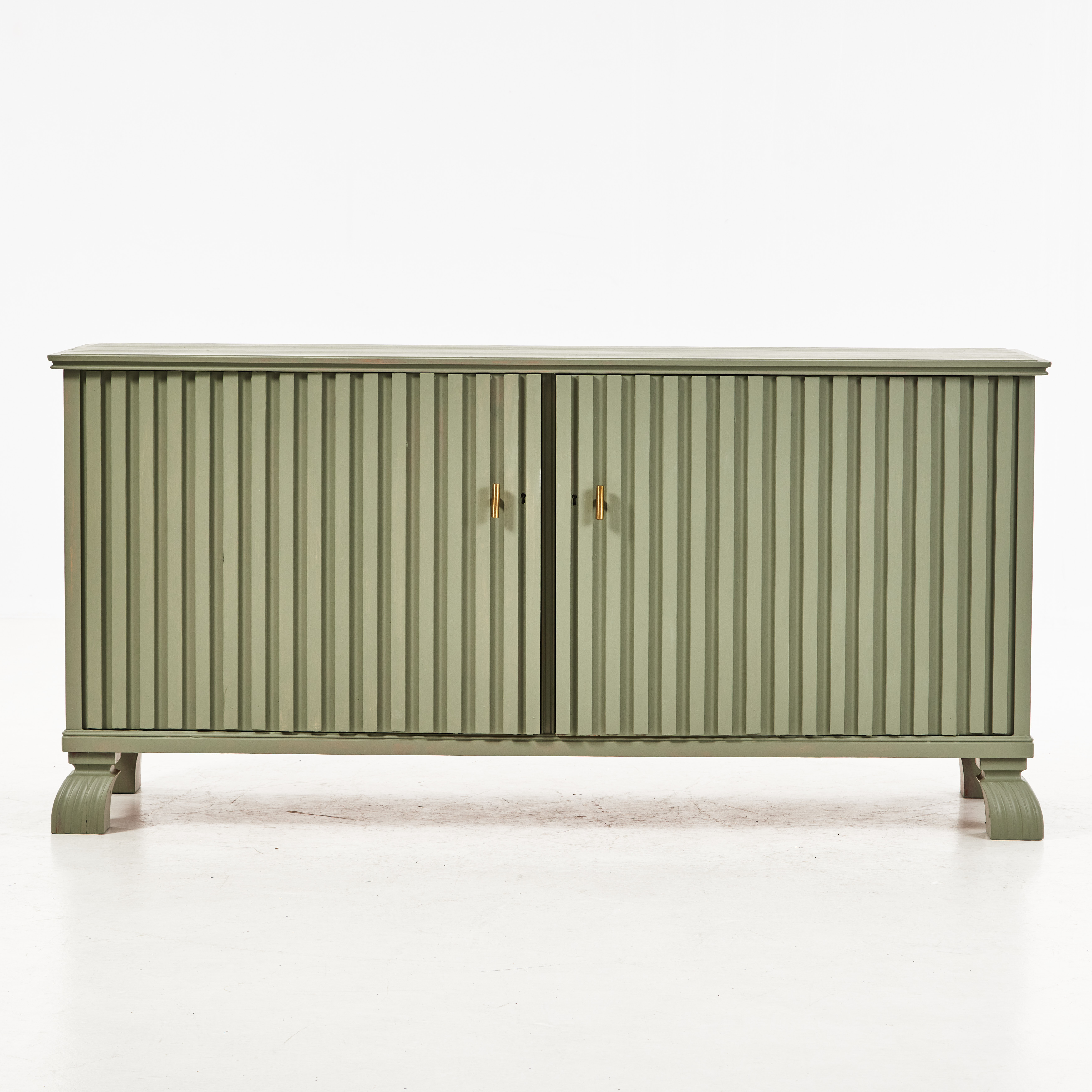 SIDEBOARD, 1930-tal, invändigt med två lådor och två flyttbara hyllplan.