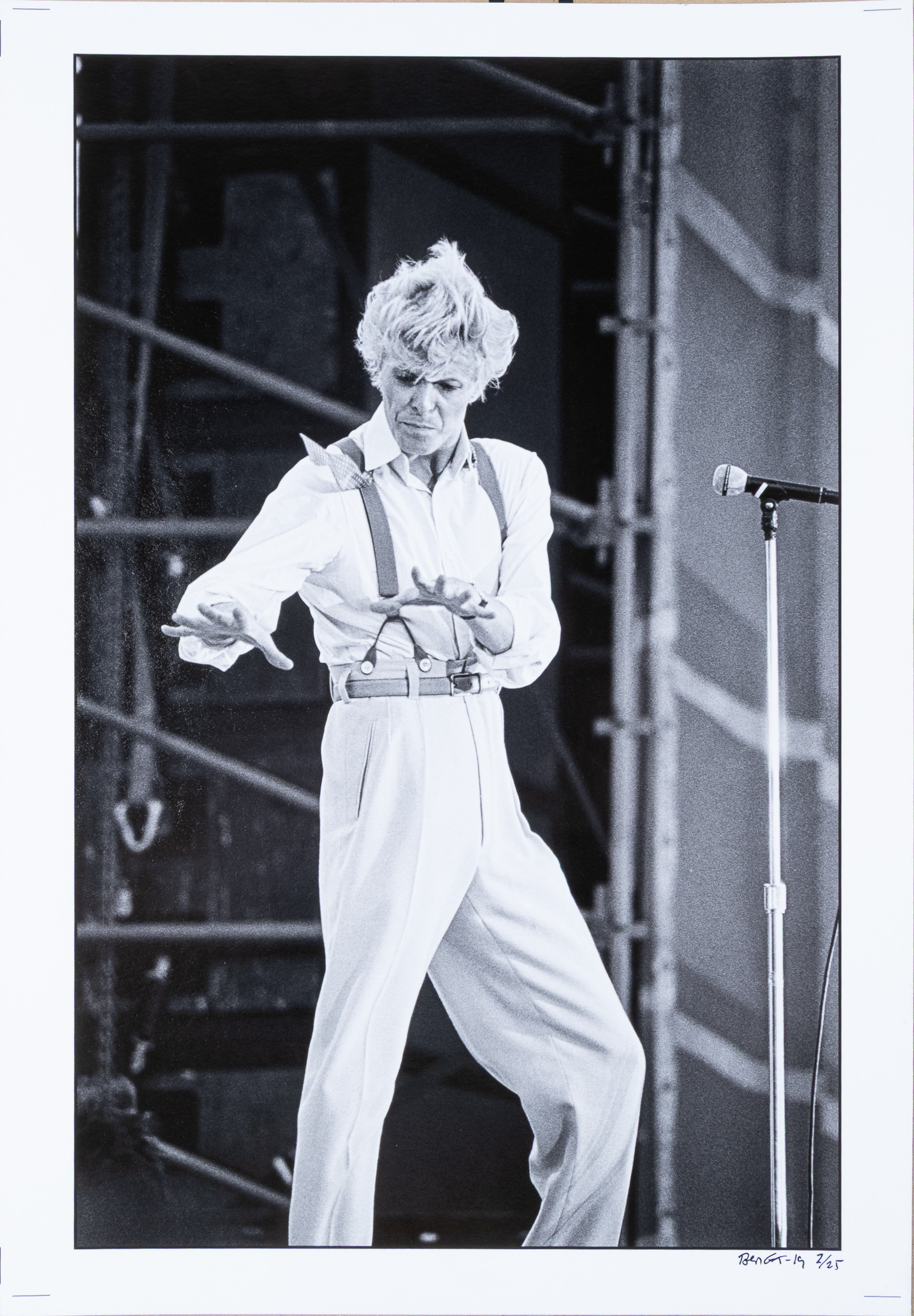 BEN GT NYBERG. Fotografi, David Bowie på Ullevi 1983, signerat, numrerat 2/25.