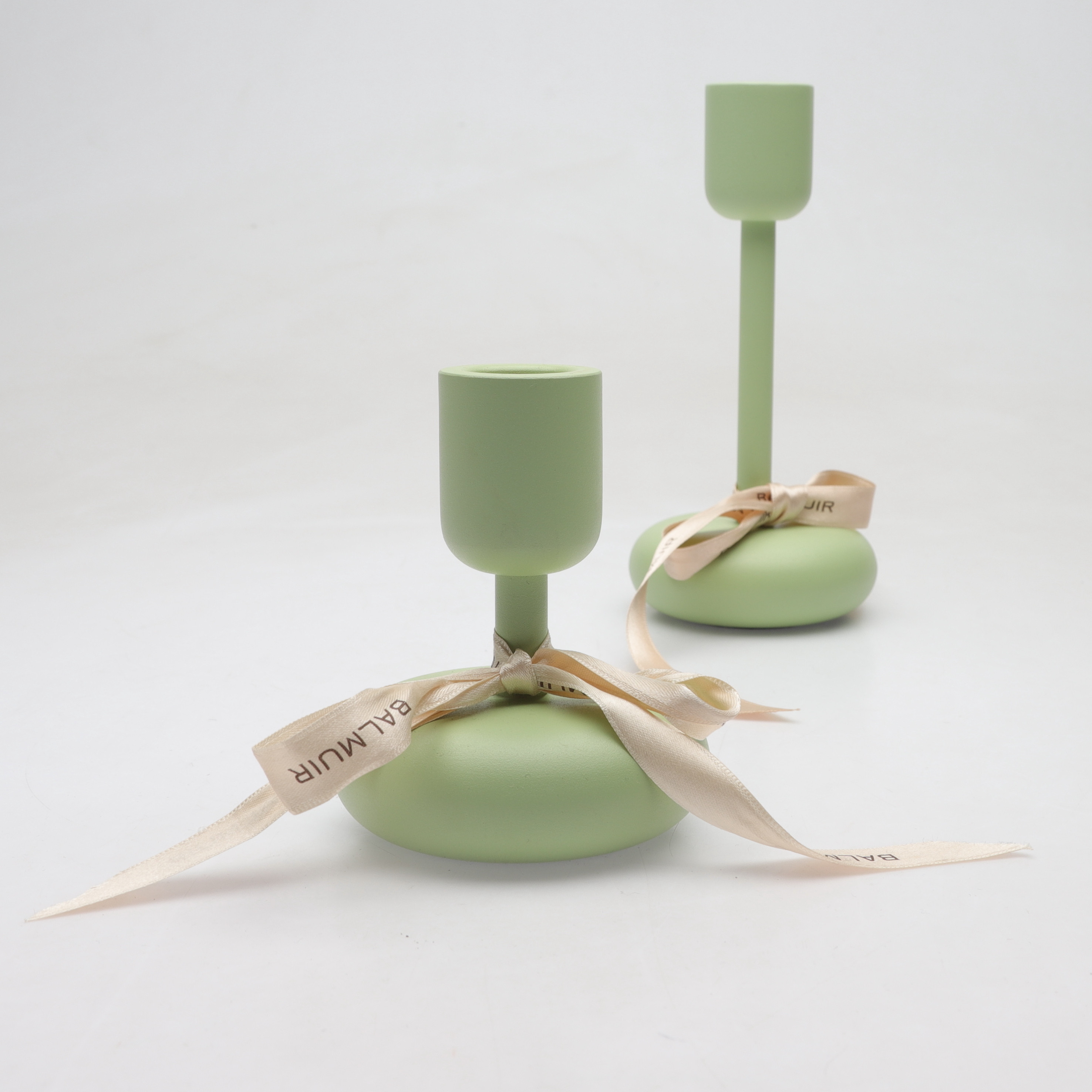 MATTI KLENELL. Ljusstakar, 2 st, "Nappula", metall, Iittala, Finland.